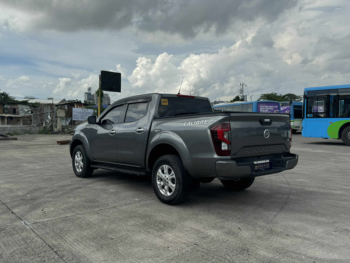 2023 NISSAN NAVARA 2.5L 4X2 VE AUTOMATIC TRANSMISSION (18T KMS ONLY!) Gold Aces Car Display Center