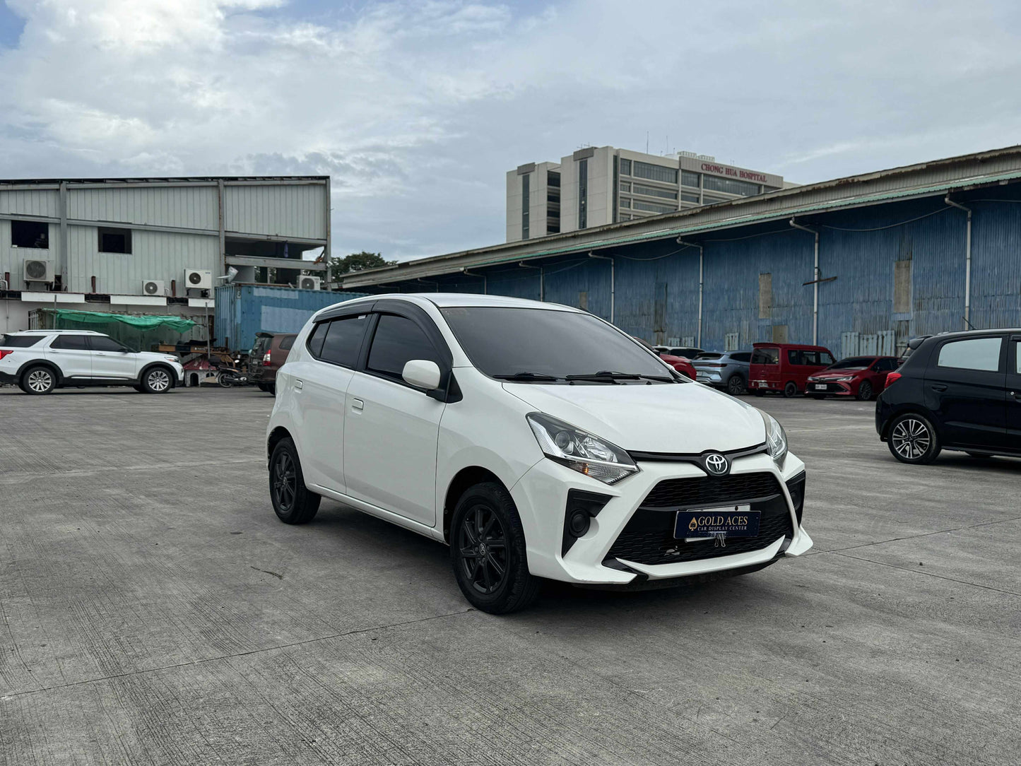 2020 TOYOTA WIGO E 1.0L MANUAL TRANSMISSION Gold Aces Car Display Center