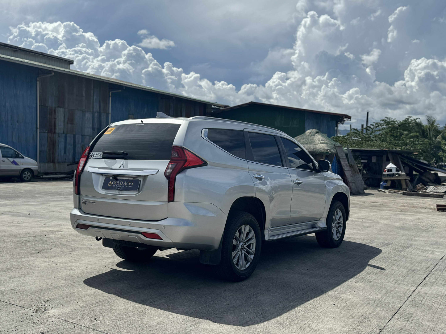2023 MITSUBISHI MONTERO SPORTS GLS 2.4L DSL AUTOMATIC TRANSMISSION (9T KMS ONLY!!) Gold Aces Car Display Center