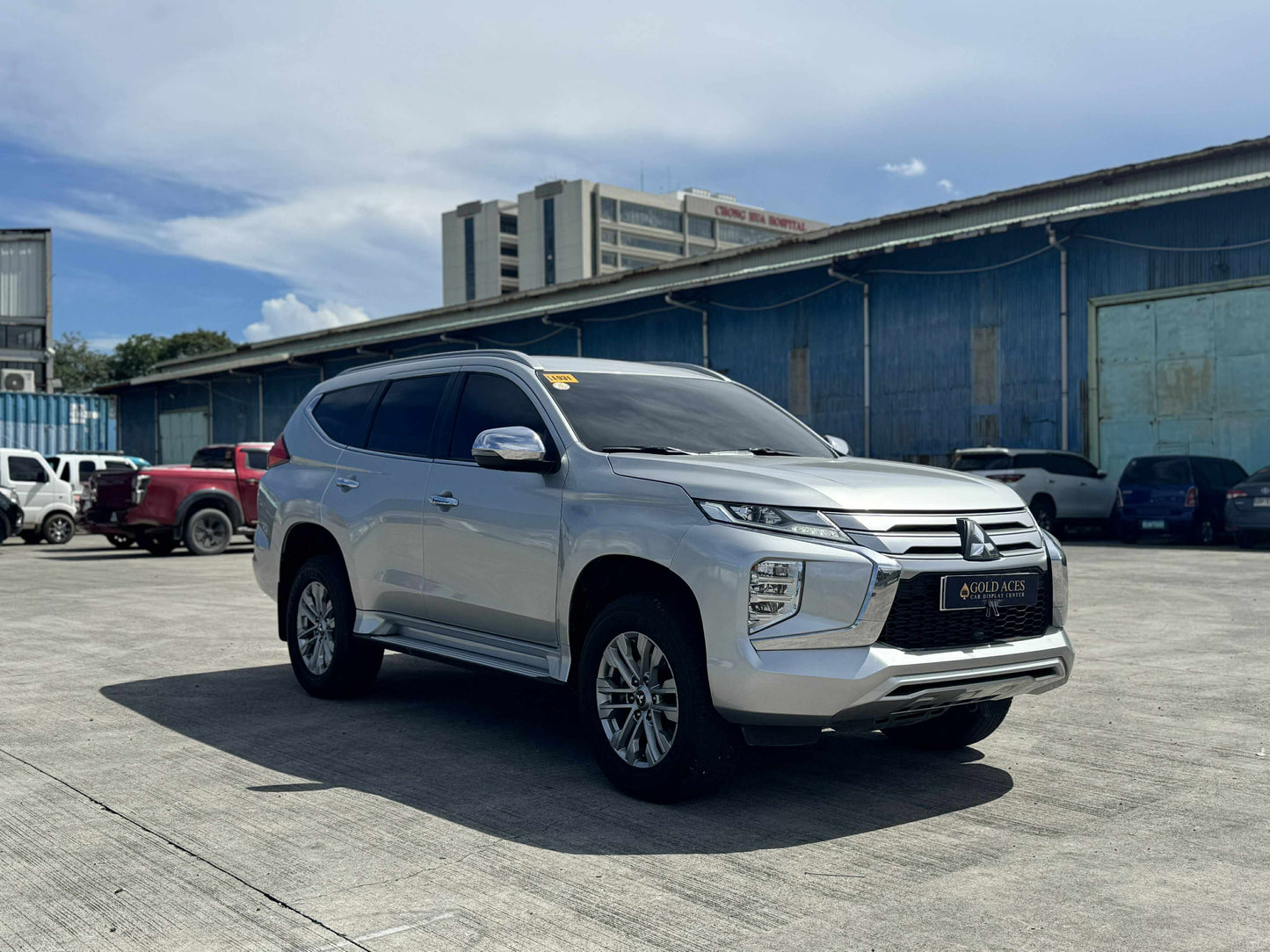 2023 MITSUBISHI MONTERO SPORTS GLS 2.4L DSL AUTOMATIC TRANSMISSION (9T KMS ONLY!!) Gold Aces Car Display Center