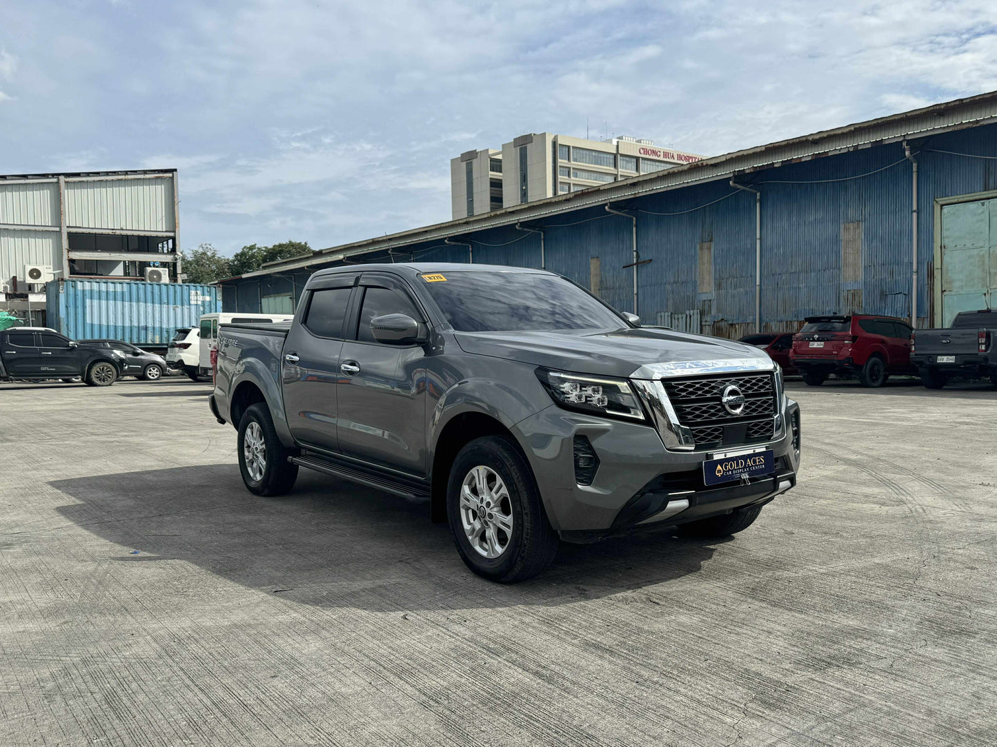 2023 NISSAN NAVARA 2.5L 4X2 VE AUTOMATIC TRANSMISSION (18T KMS ONLY!) Gold Aces Car Display Center