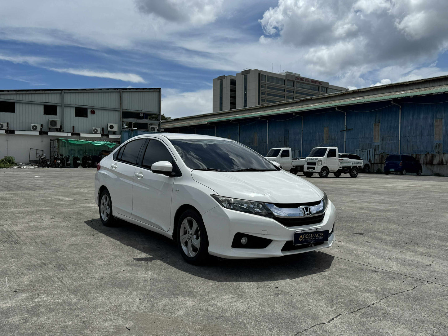2017 HONDA CITY 1.5L E AUTOMATIC TRANSMISSION (34T KMS ONLY!) Gold Aces Car Display Center
