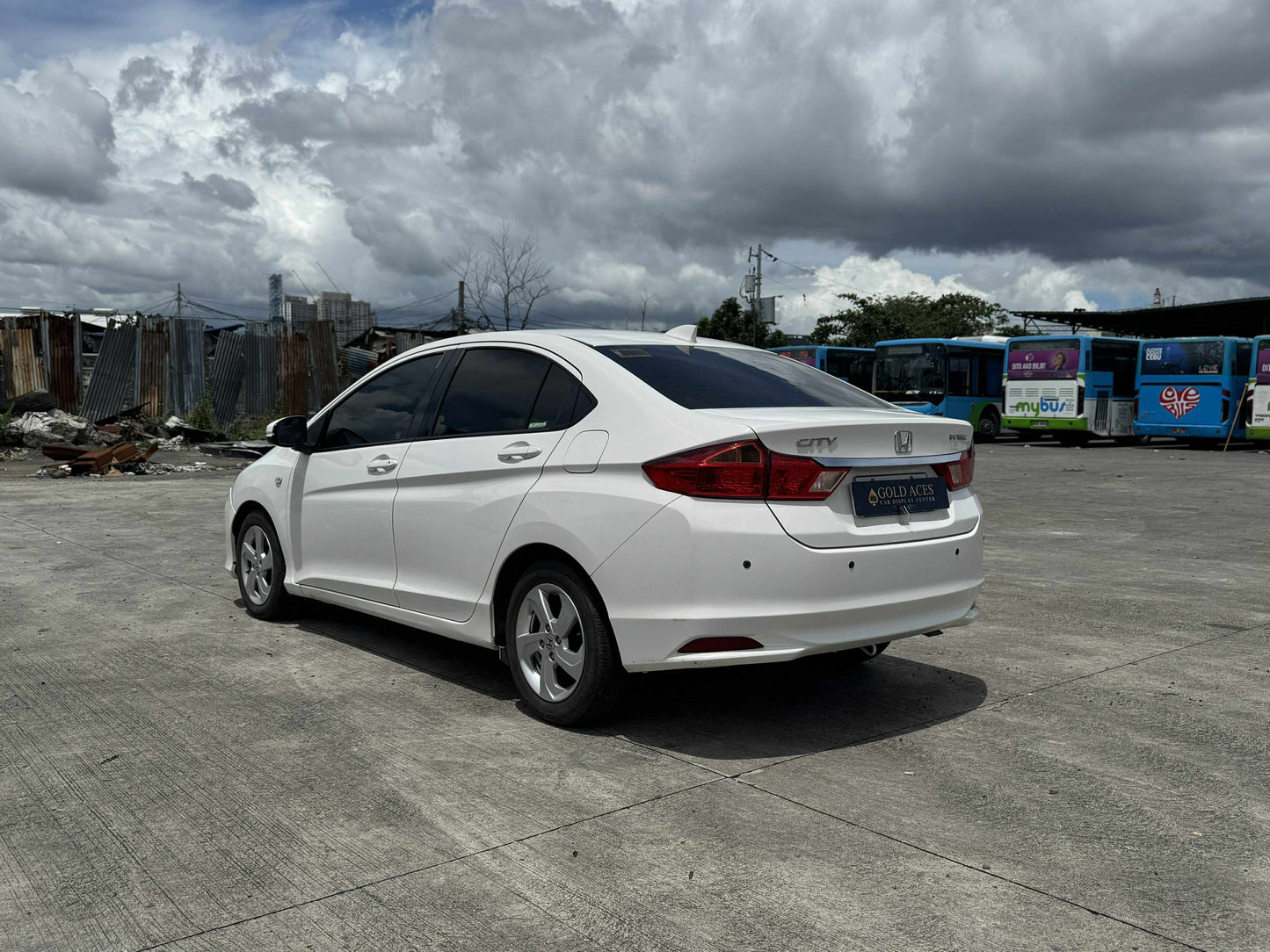 2017 HONDA CITY 1.5L E AUTOMATIC TRANSMISSION (34T KMS ONLY!) Gold Aces Car Display Center