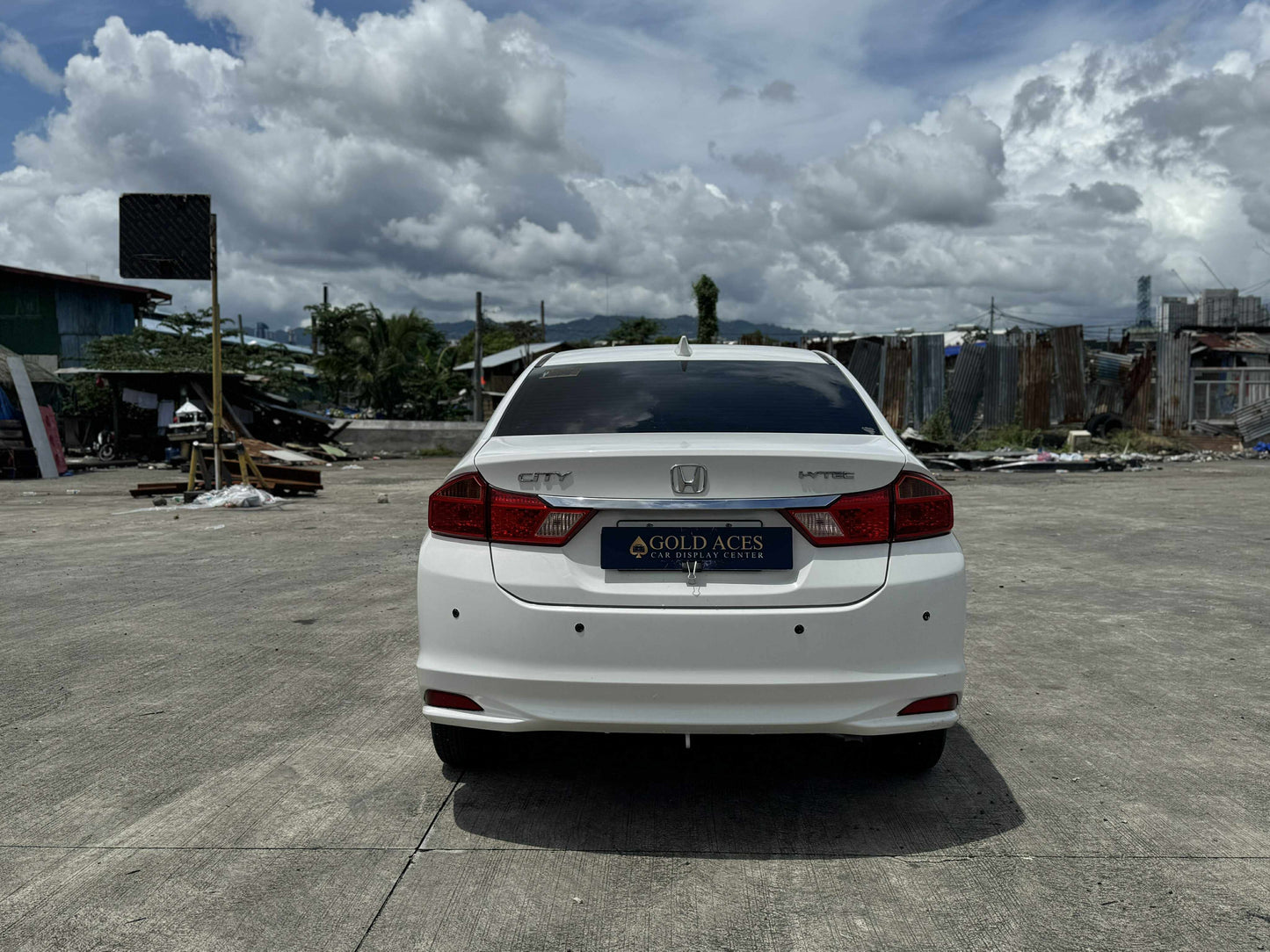 2017 HONDA CITY 1.5L E AUTOMATIC TRANSMISSION (34T KMS ONLY!) Gold Aces Car Display Center