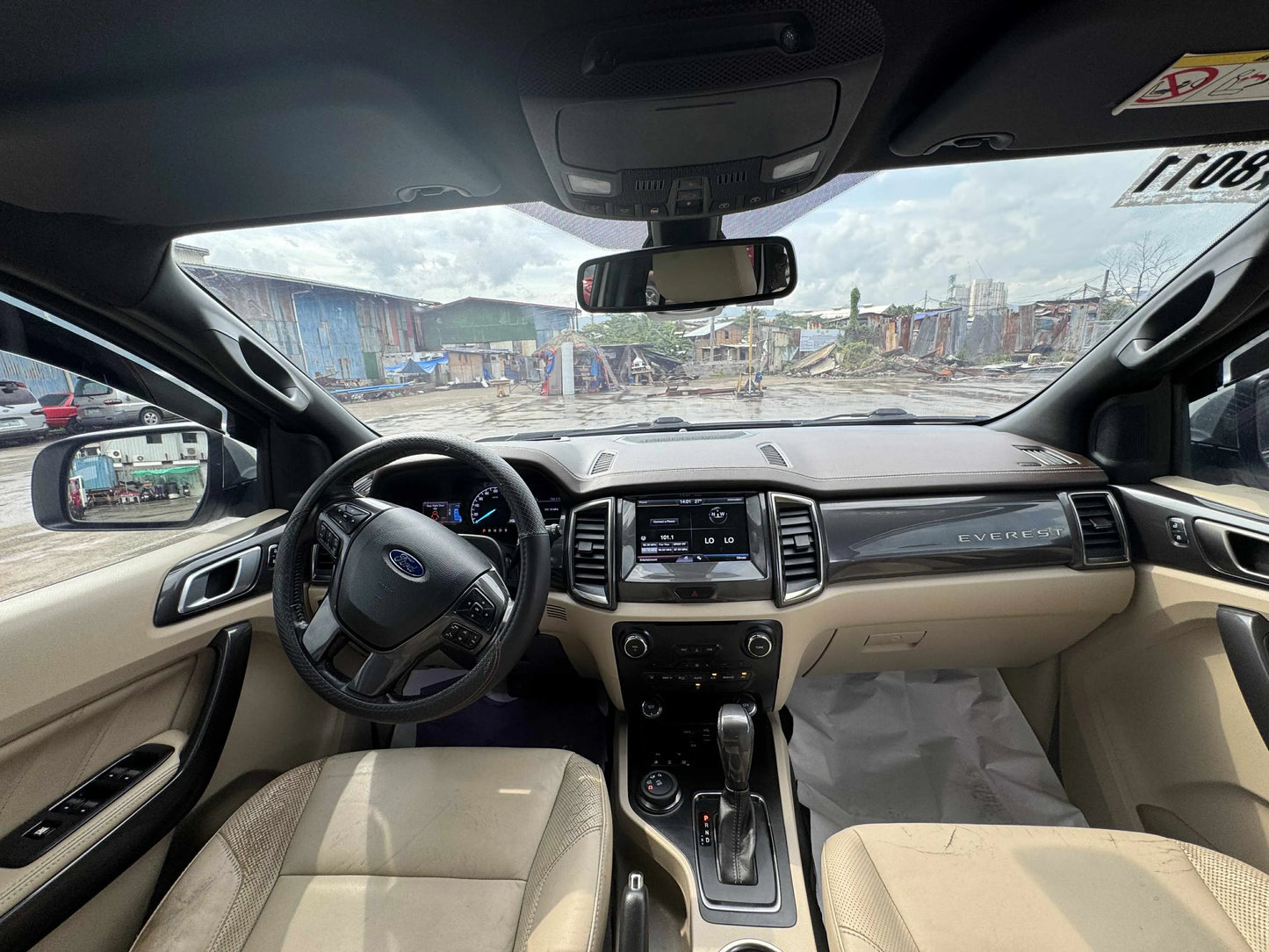 2016 FORD EVEREST TITANIUM 4X4 3.2L DSL AUTOMATIC TRANSMISSION Gold Aces Car Display Center