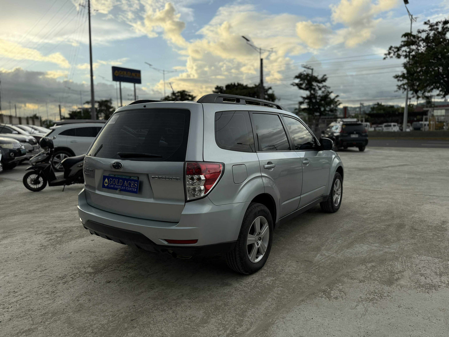 2012 SUBARU FORESTER 2.4L GAS AUTOMATIC TRANSMISSION Gold Aces Car Display Center