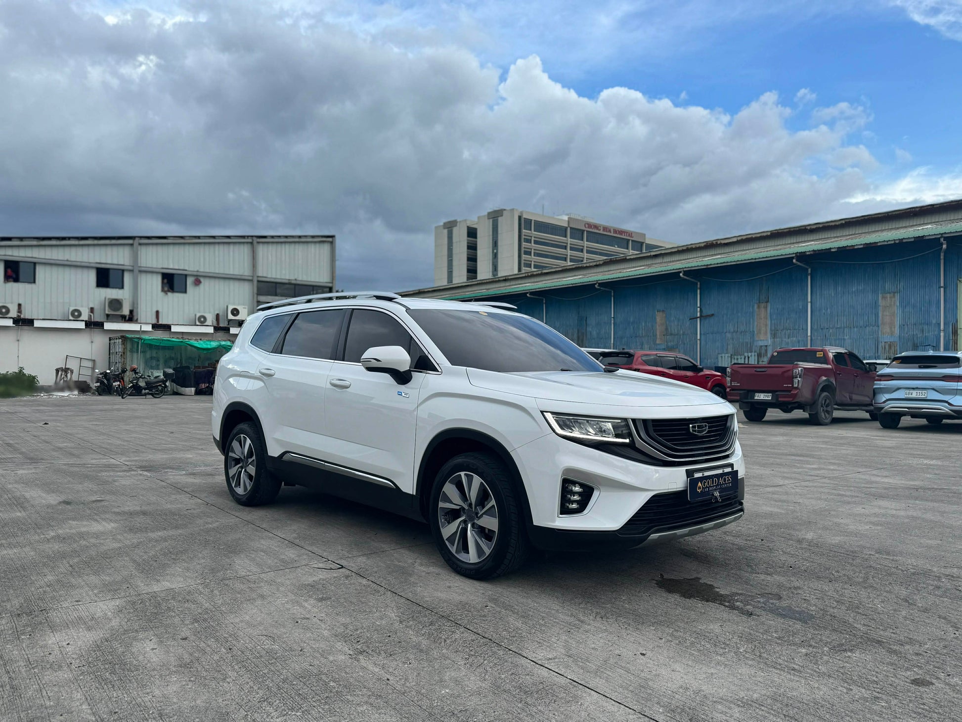 2022 GEELY OKAVANGO URBAN 1.5L AUTOMATIC TRANSMISSION (32T KMS ONLY!) Gold Aces Car Display Center