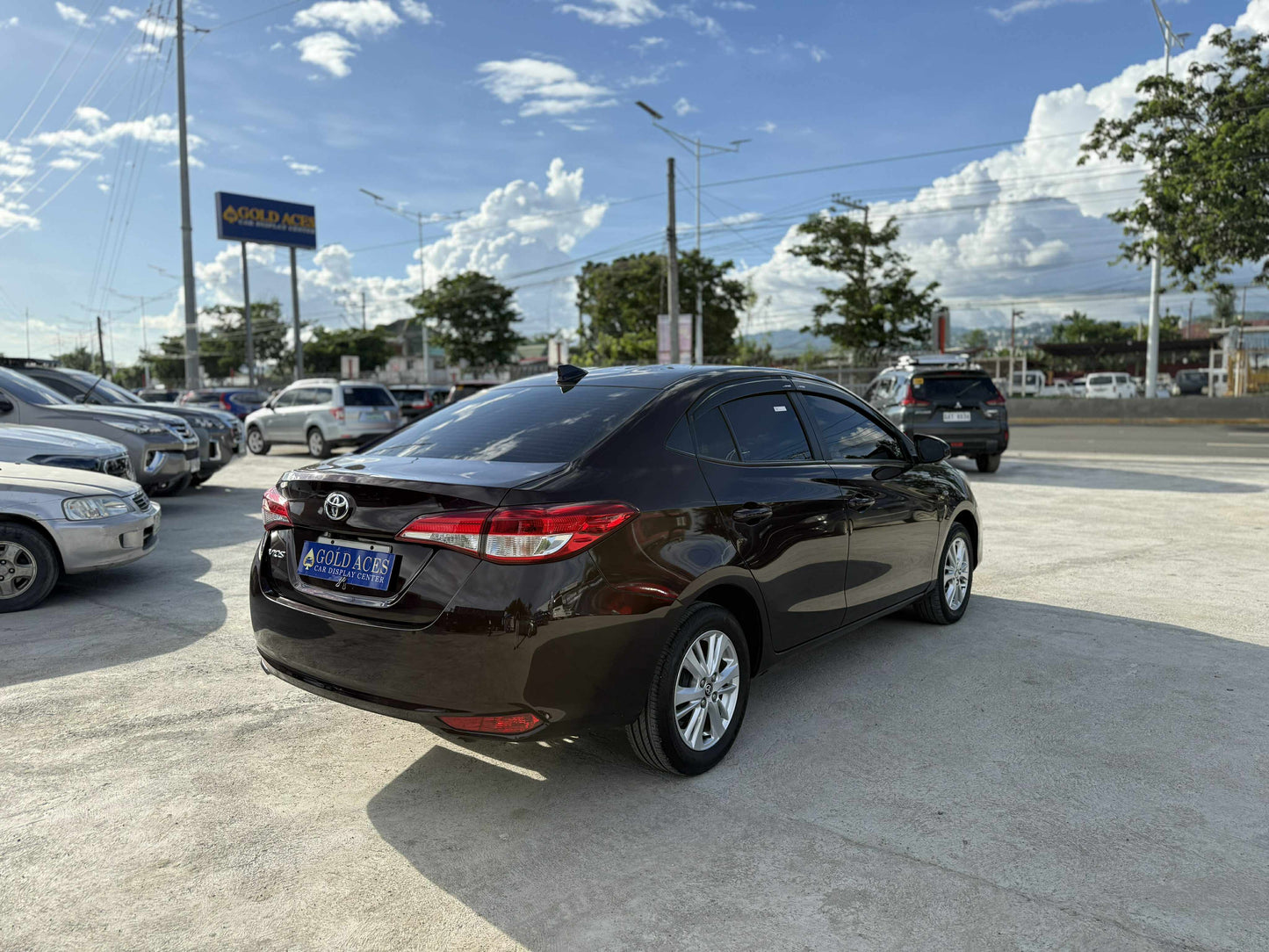 2020 TOYOTA VIOS 1.3L XLE MANUAL TRANSMISSION Gold Aces Car Display Center