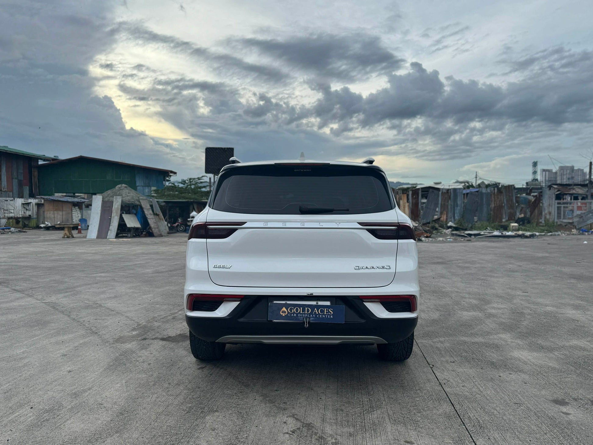 2022 GEELY OKAVANGO URBAN 1.5L AUTOMATIC TRANSMISSION (32T KMS ONLY!) Gold Aces Car Display Center