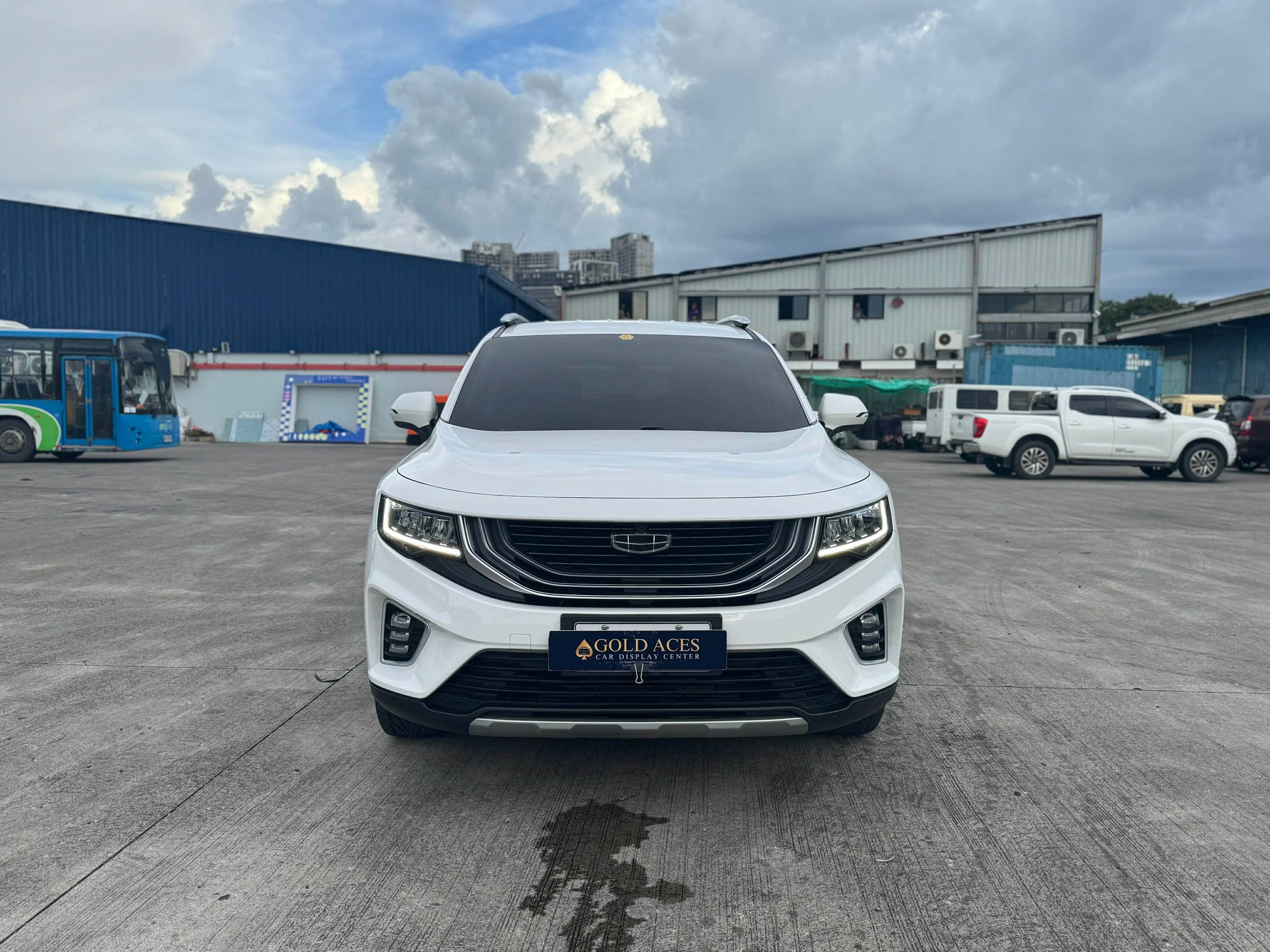 2022 GEELY OKAVANGO URBAN 1.5L AUTOMATIC TRANSMISSION (32T KMS ONLY!) Gold Aces Car Display Center
