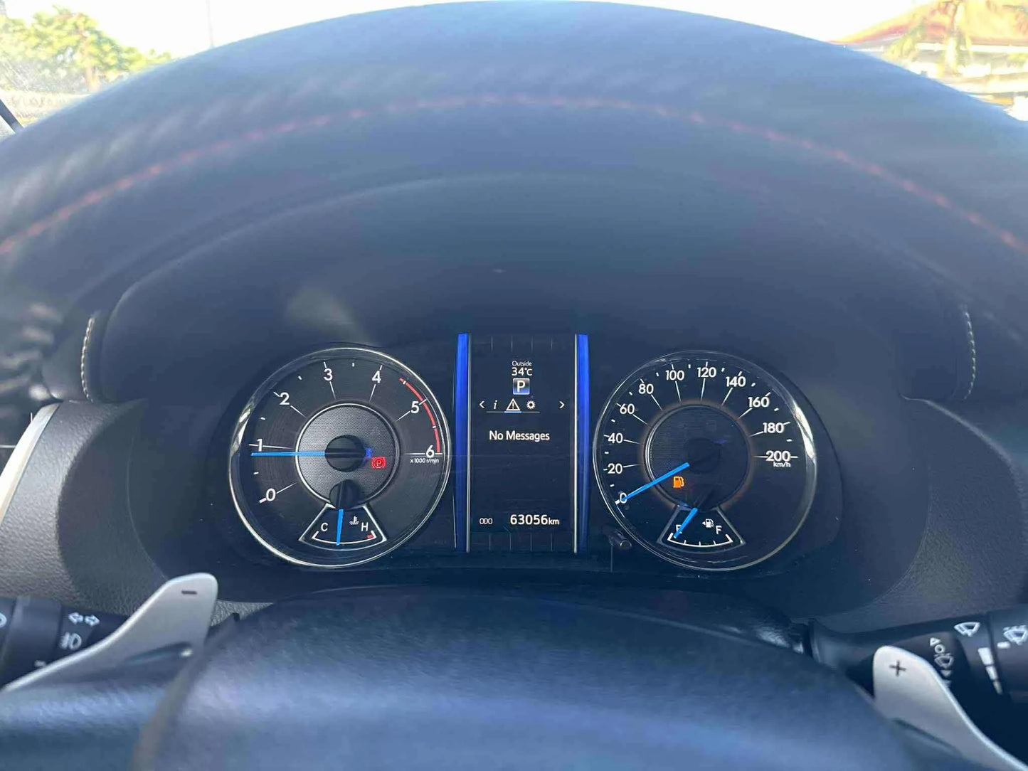 2018 TOYOTA FORTUNER 2.4L V 4X2 AUTOMATIC TRANSMISSION Gold Aces Car Display Center