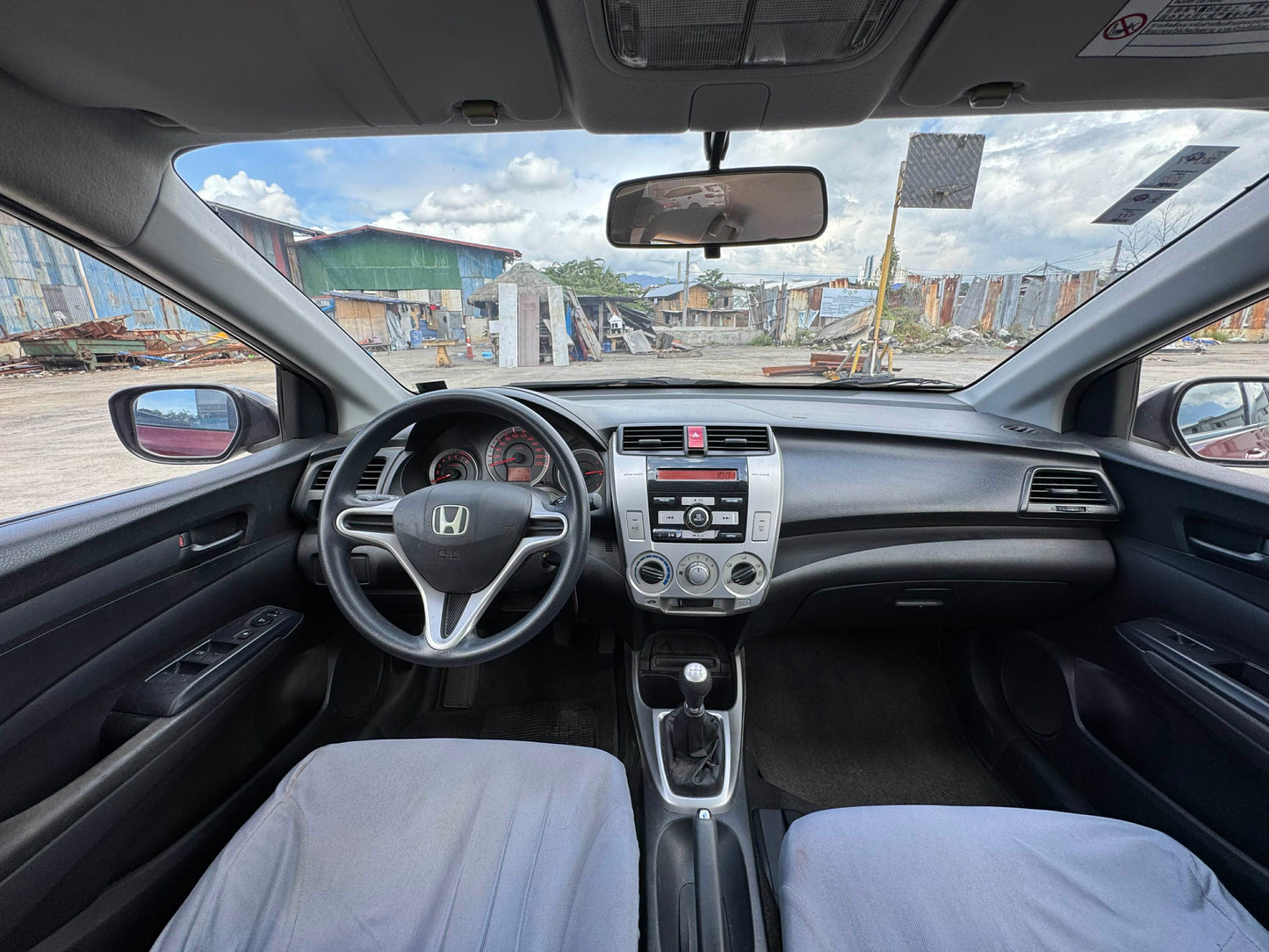 2011 HONDA CITY 1.5L E MANUAL TRANSMISSION  (41T KMS ONLY!) Gold Aces Car Display Center