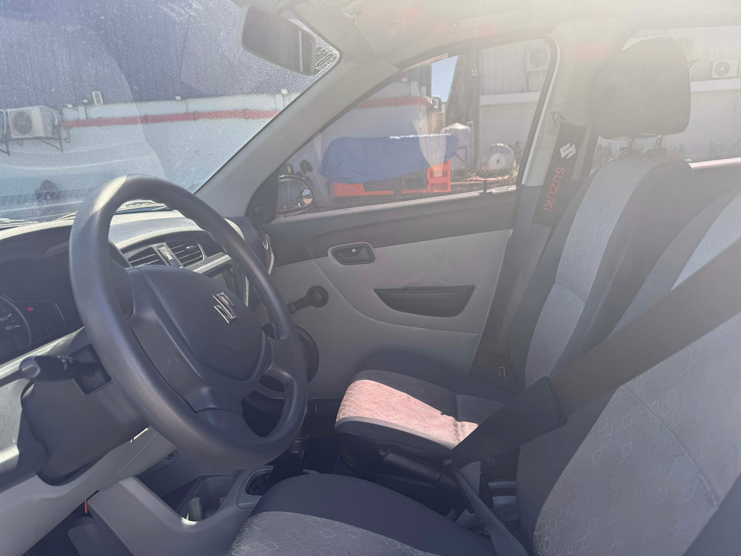 2018 SUZUKI ALTO 0.8L MANUAL TRANSMISSION Gold Aces Car Display Center