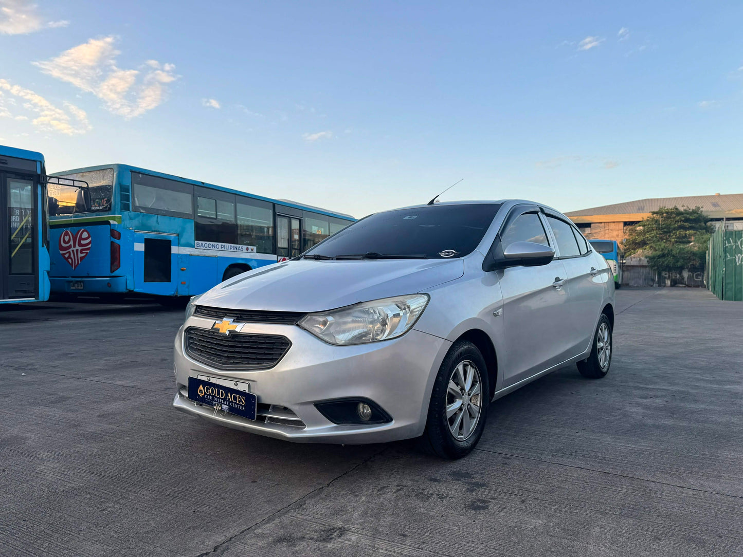 2017 CHEVROLET SAIL 1.3L AUTOMATIC TRANSMISSION Gold Aces Car Display Center