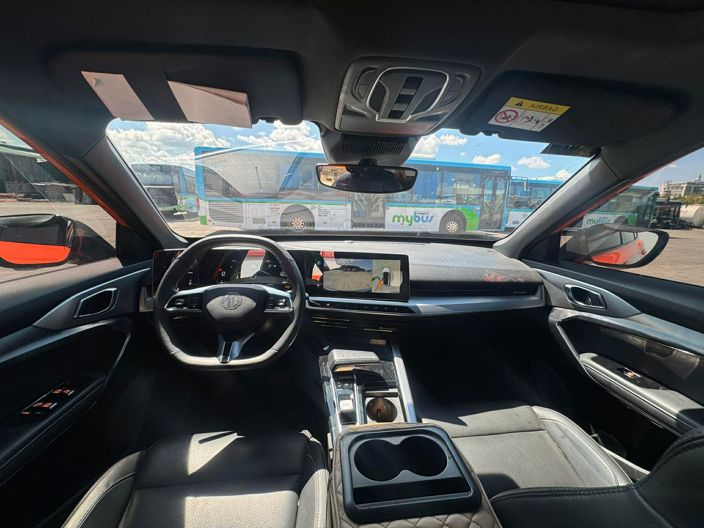 2024 MG ONE LUX 1.5L AUTOMATIC TRANSMISSION Gold Aces Car Display Center