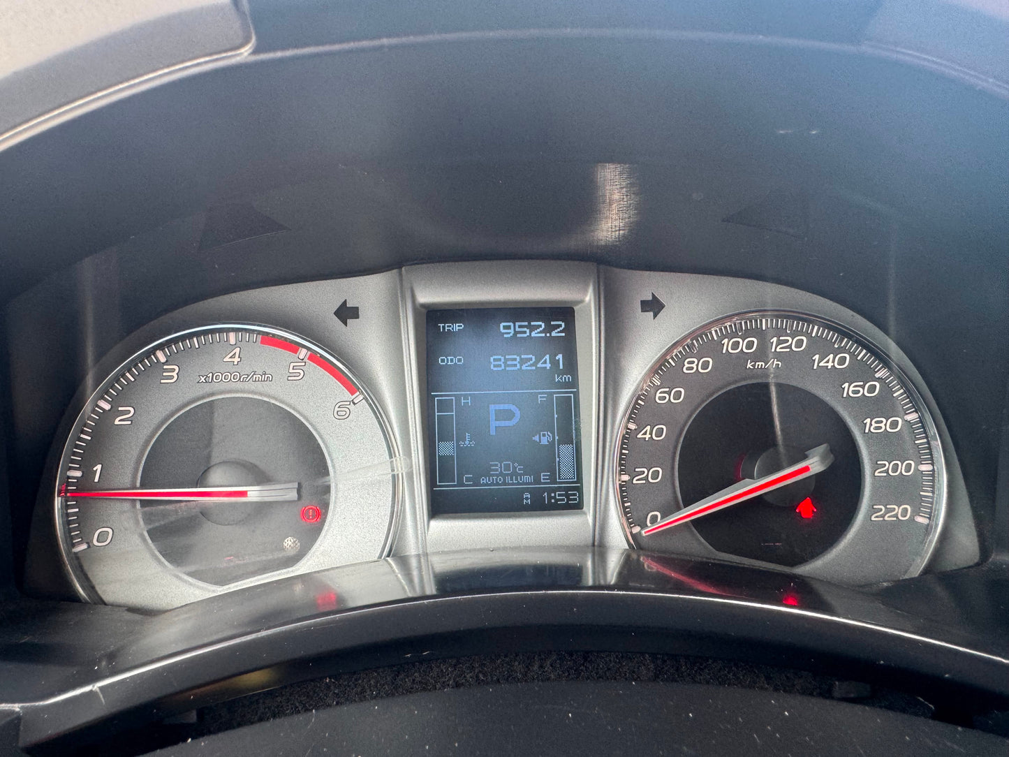 2015 ISUZU MUX LSA 2.4L AUTOMATIC TRANSMISSION Gold Aces Car Display Center