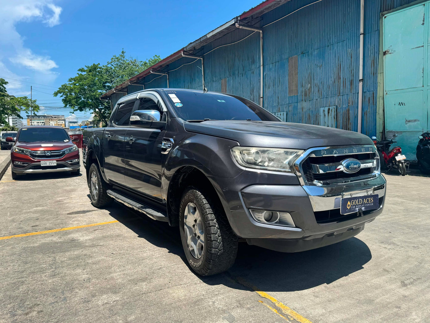 2017 FORD RANGER XLT 2.2L 4X2 MANUAL TRANSMISSION Gold Aces Car Display Center