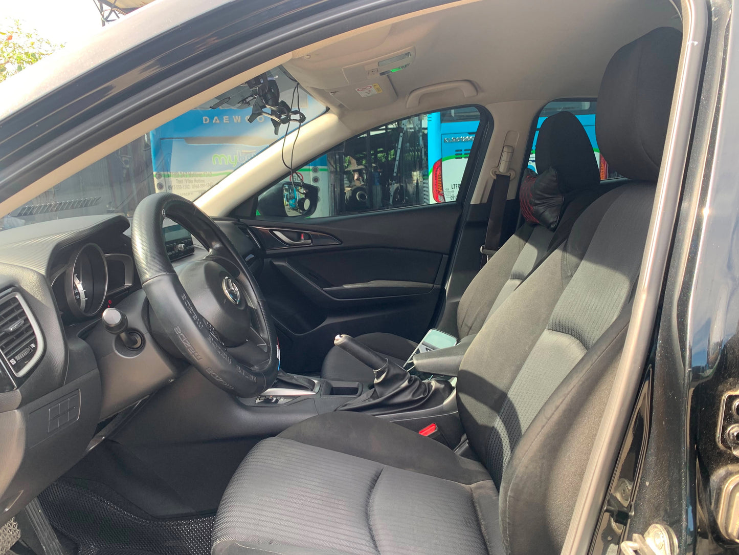 2016 MAZDA 3 2.0L SEDAN AUTOMATIC TRANSMISSION Gold Aces Car Display Center