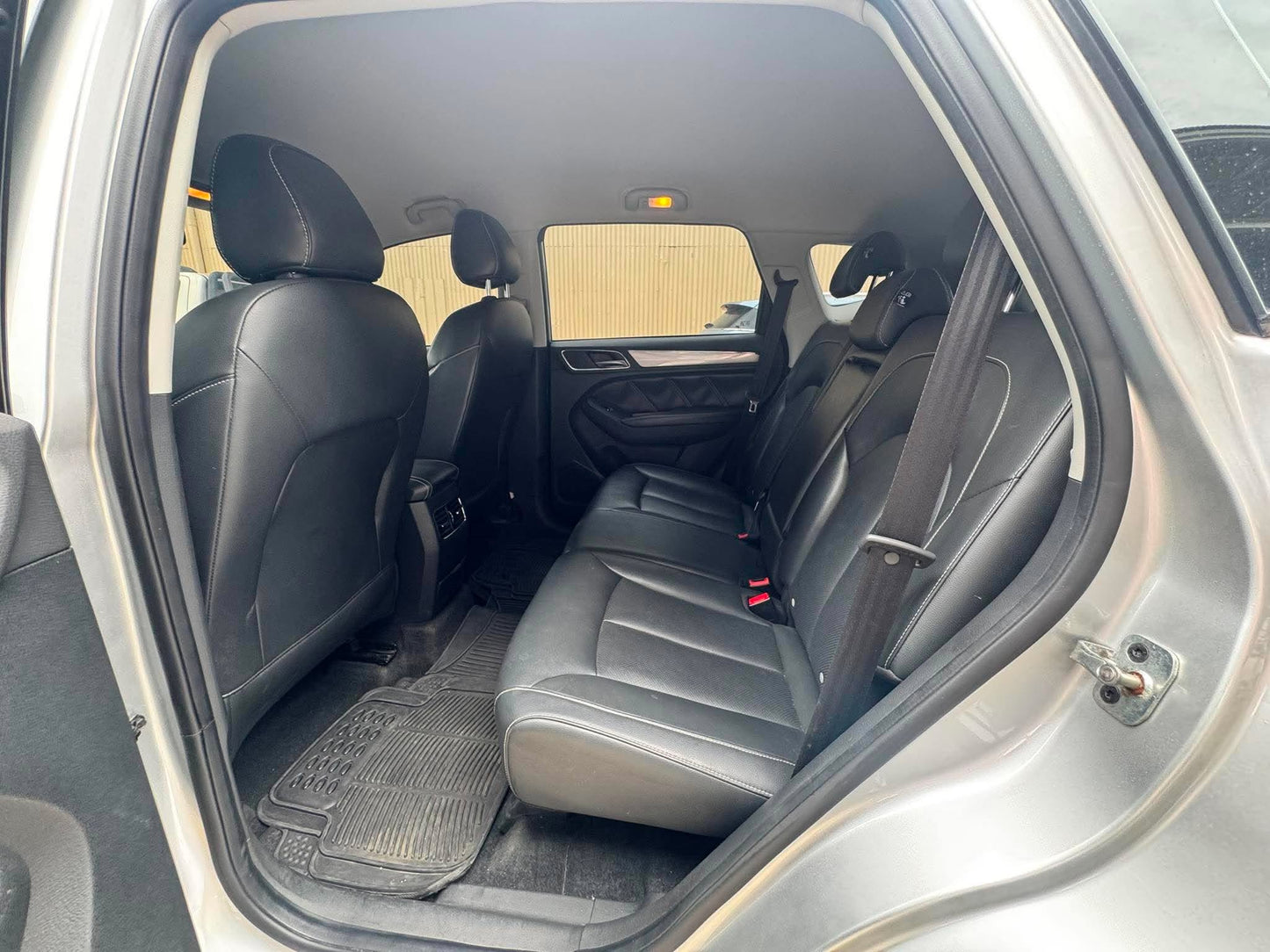 2019 MG RX5 STYLE 1.5L AUTOMATIC TRANSMISSION Gold Aces Car Display Center