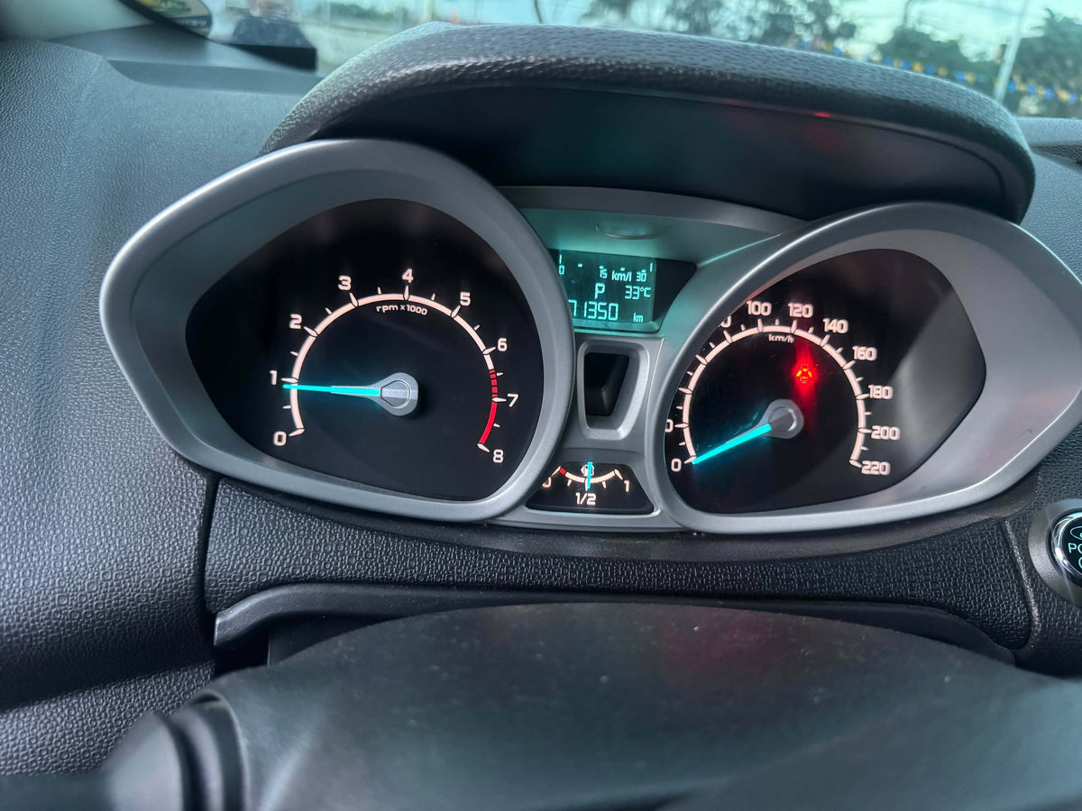 2015 FORD ECOSPORT TITANIUM 1.5L AUTOMATIC TRANSMISSION Gold Aces Car Display Center