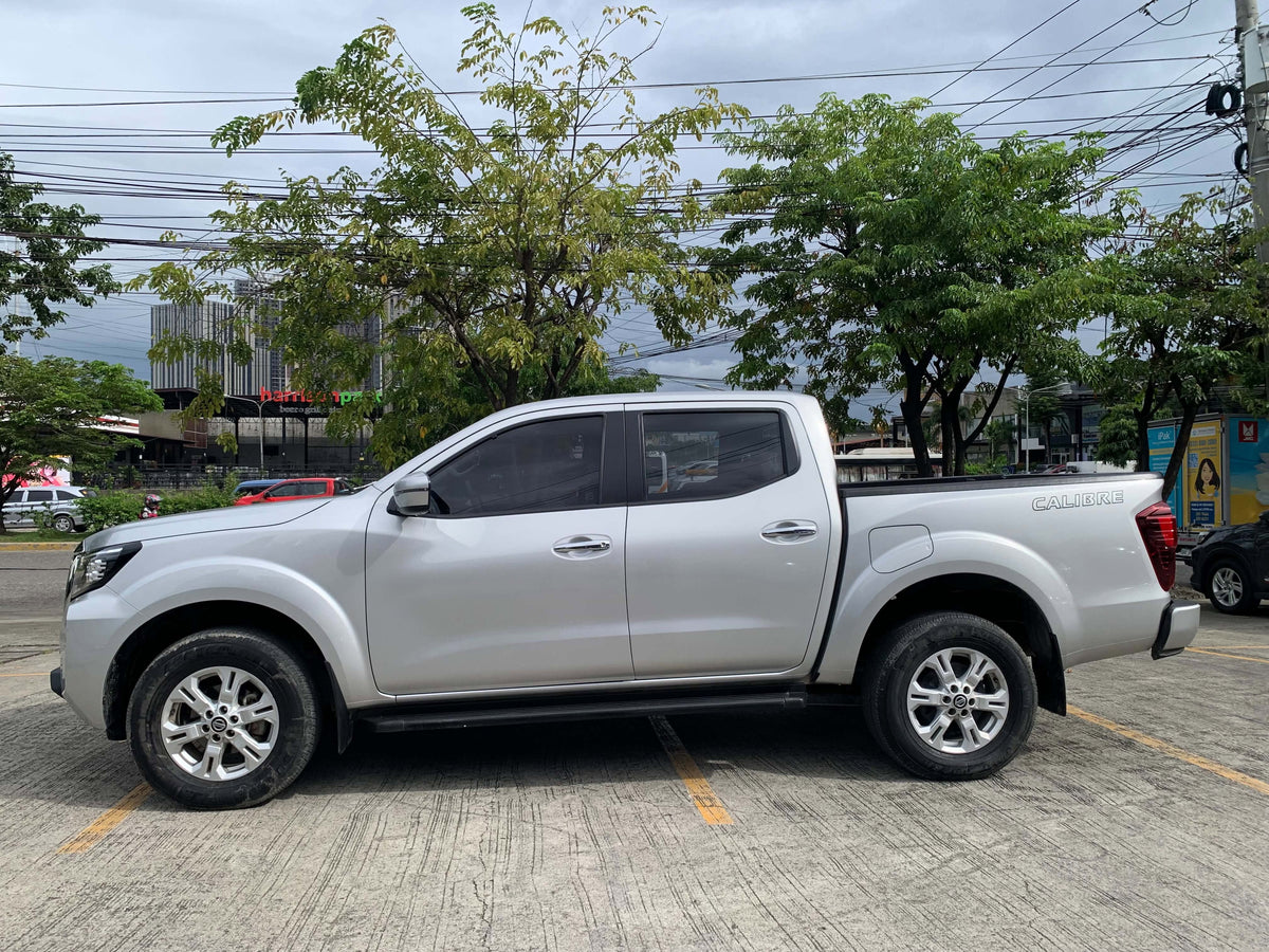 2024 NISSAN NAVARA 2.5L VE 4X2 AUTOMATIC TRANSMISSION Gold Aces Car Display Center