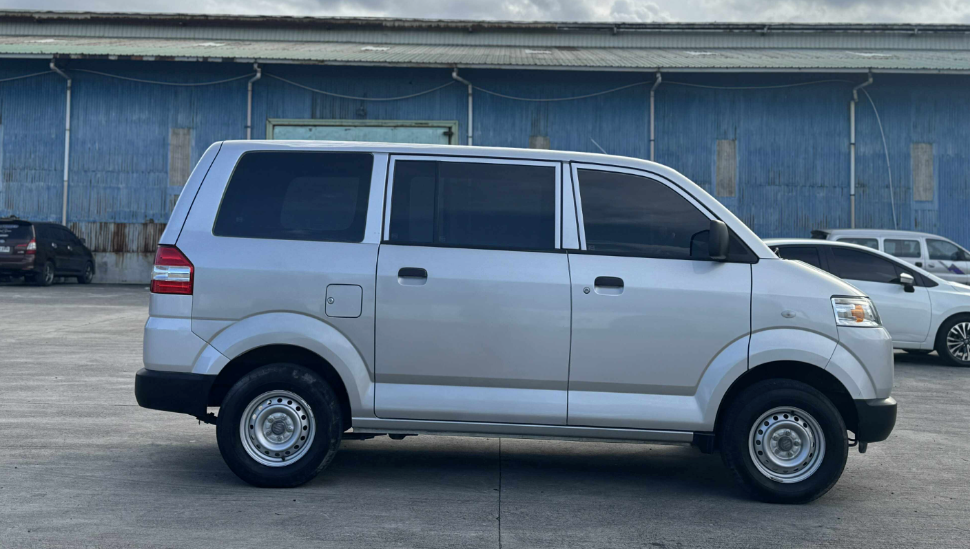 2024 SUZUKI APV 1.6L GA MANUAL TRANSMISSION Gold Aces Car Display Center