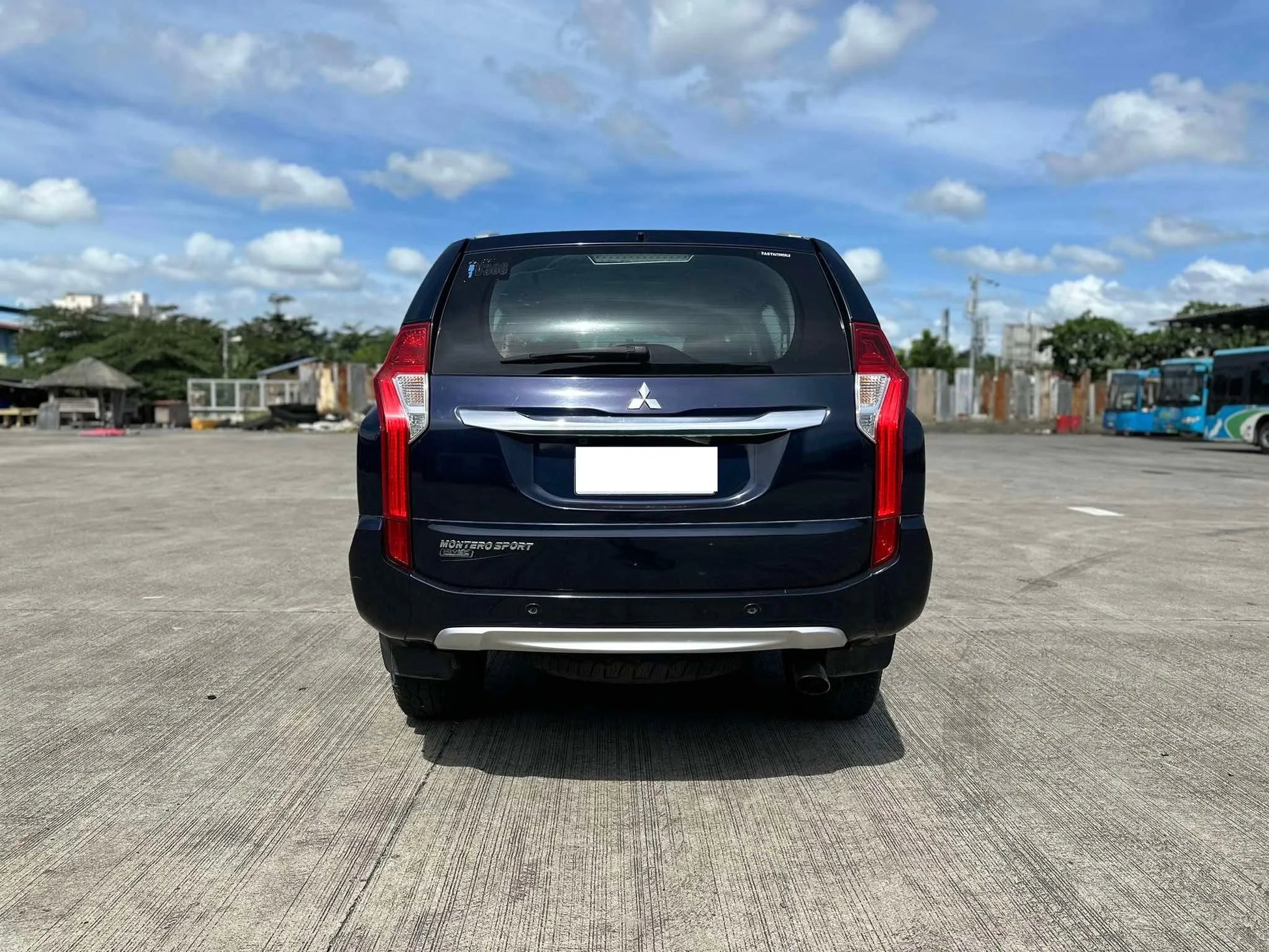 2018 ACQ MITSUBISHI MONTERO SPORTS GLS 2.4L DIESEL AUTOMATIC TRANSMISSION - Gold Aces Car Display Center