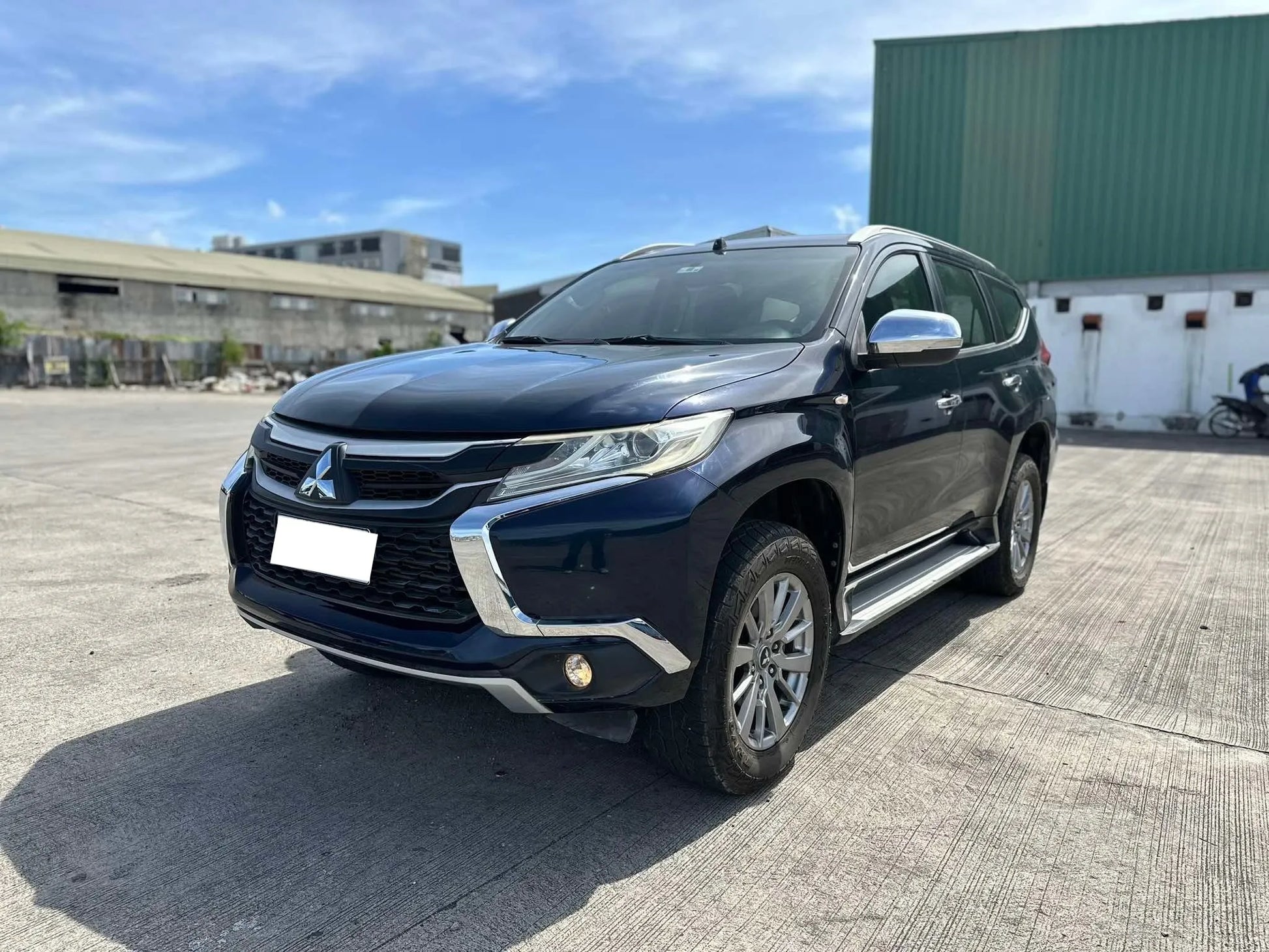 2018 ACQ MITSUBISHI MONTERO SPORTS GLS 2.4L DIESEL AUTOMATIC TRANSMISSION - Gold Aces Car Display Center