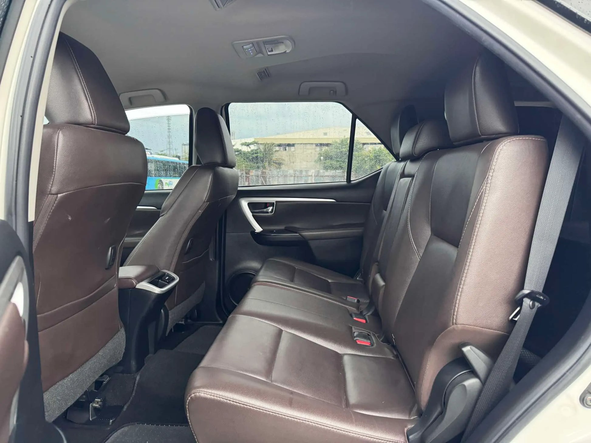 2018 TOYOTA FORTUNER V 2.4 AUTOMATIC TRANSMISSION - Gold Aces Car Display Center
