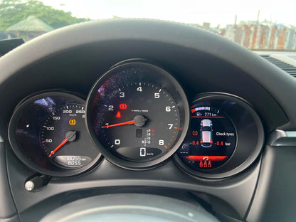 2021 PORSCHE MACAN 2.0L AUTOMATIC TRANSMISSION - Gold Aces Car Display Center