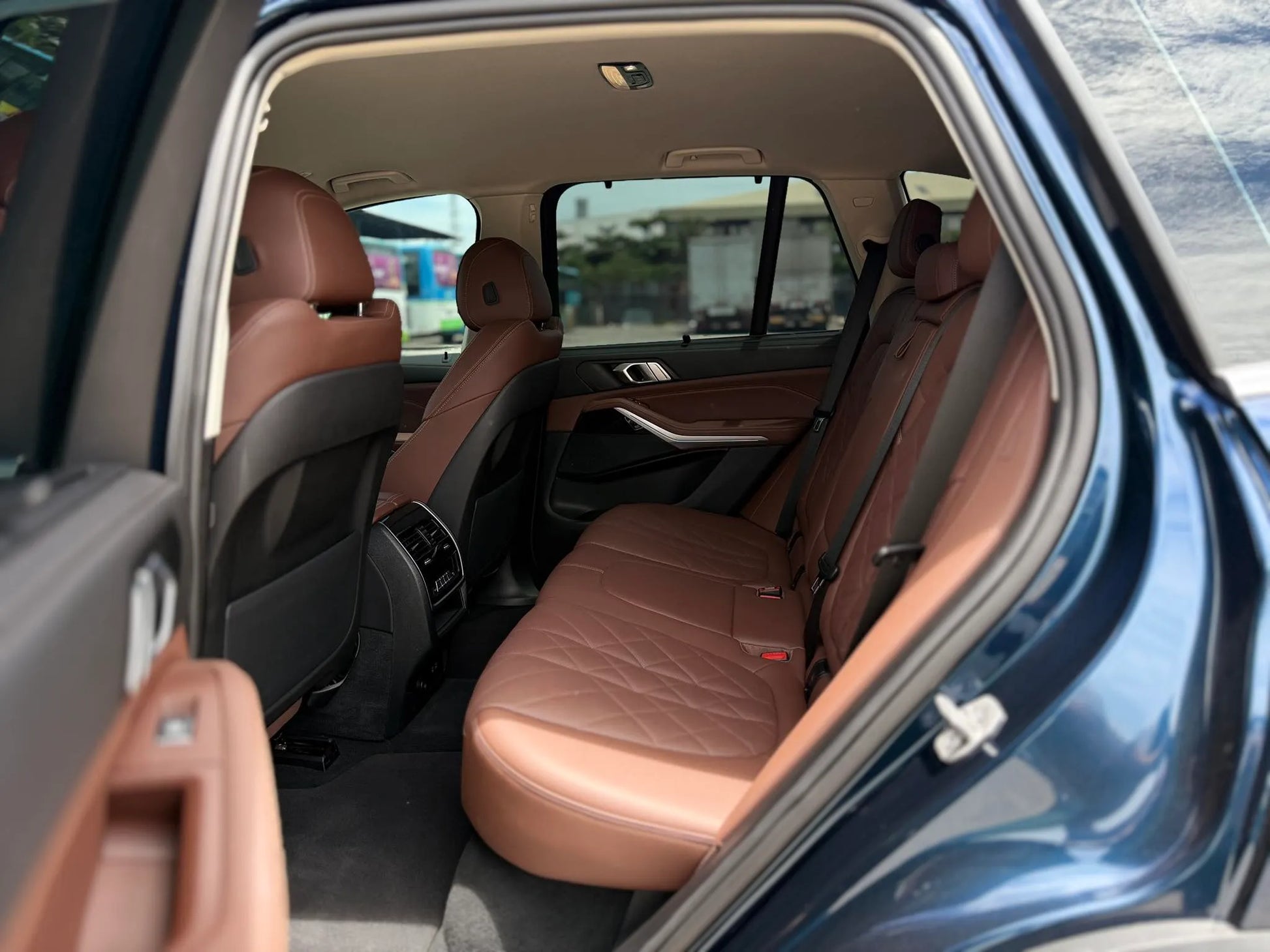 2024 BMW X5 XDRIVE 30D AUTOMATIC TRANSMISSION - Gold Aces Car Display Center