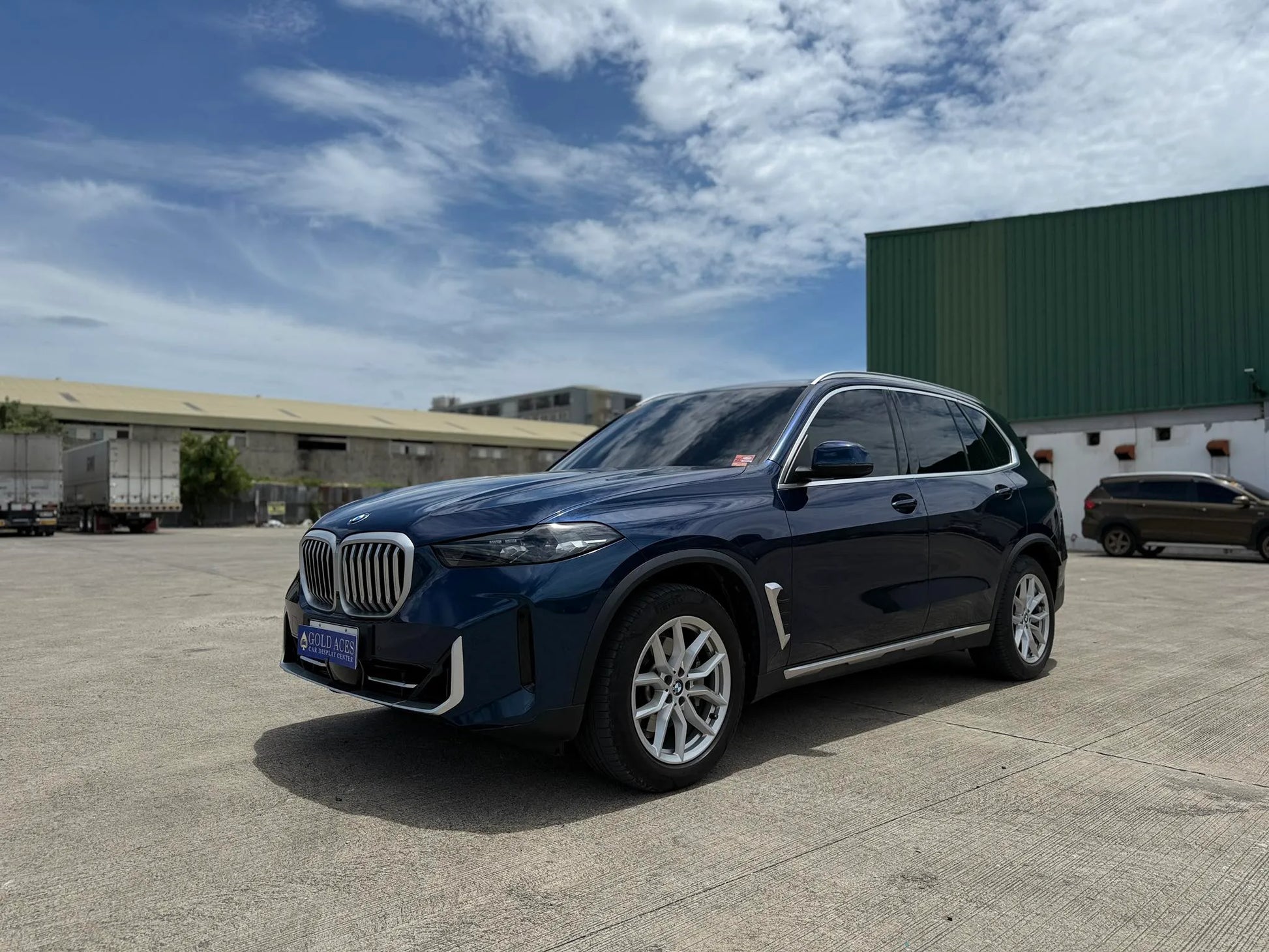 2024 BMW X5 XDRIVE 30D AUTOMATIC TRANSMISSION - Gold Aces Car Display Center