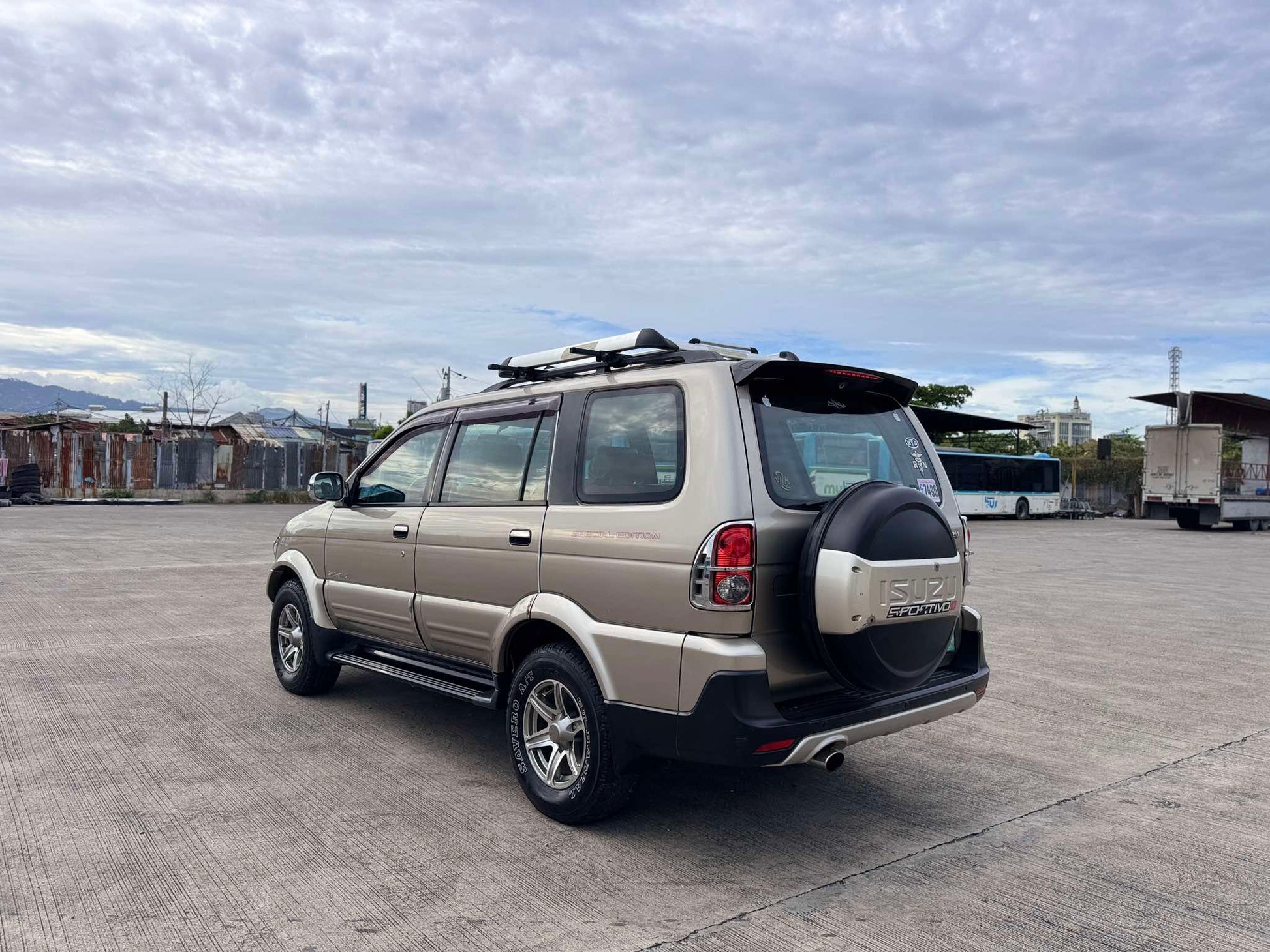 2012 ISUZU SPORTIVO 2.5L MANUAL TRANSMISSION ISUZU