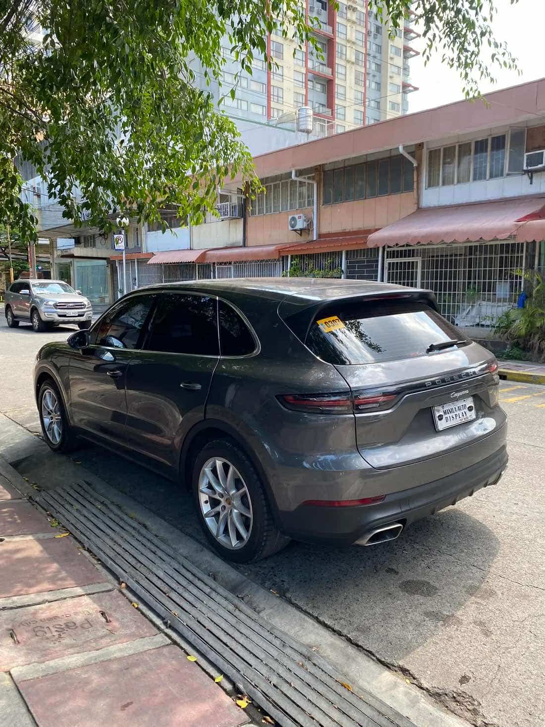 2019 PORSCHE CAYENNE 3.0L V6 GAS AUTOMATIC TRANSMISSION (17T KMS MILEAGE ONLY!) Gold Aces Car Display Center