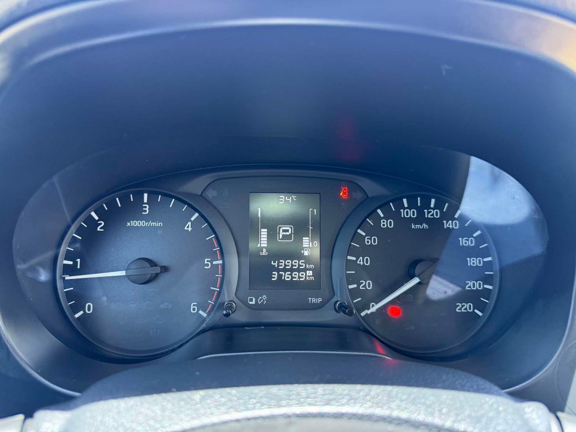 2020 NISSAN NAVARA 2.5L EL 4X2 AUTOMATIC TRANSMISSION&nbsp; Gold Aces Car Display Center