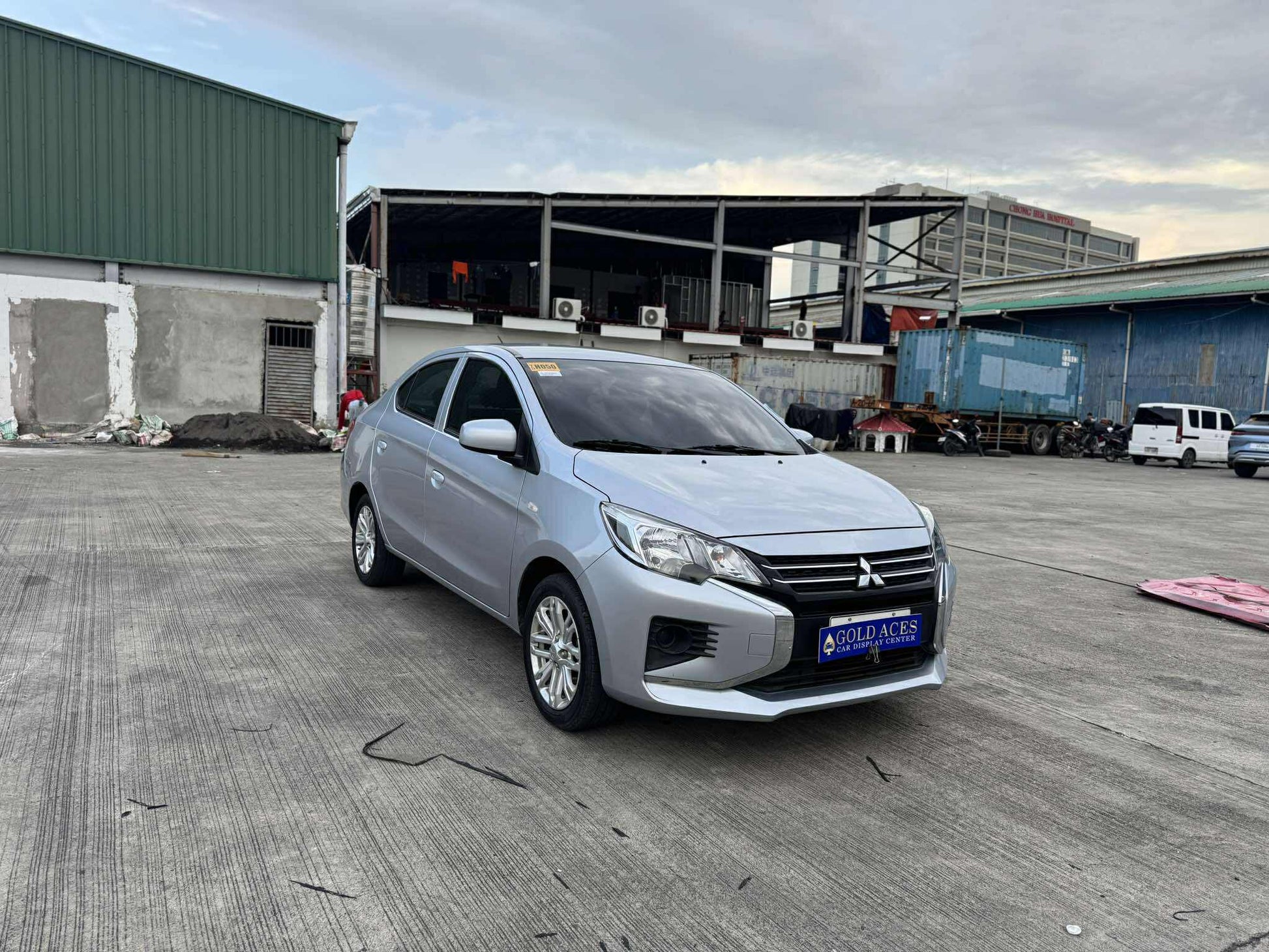2024 MITSUBISHI MIRAGE G4 GLX 1.2L AUTOMATIC TRANSMISSION (15T KMS ONLY!) Gold Aces Car Display Center