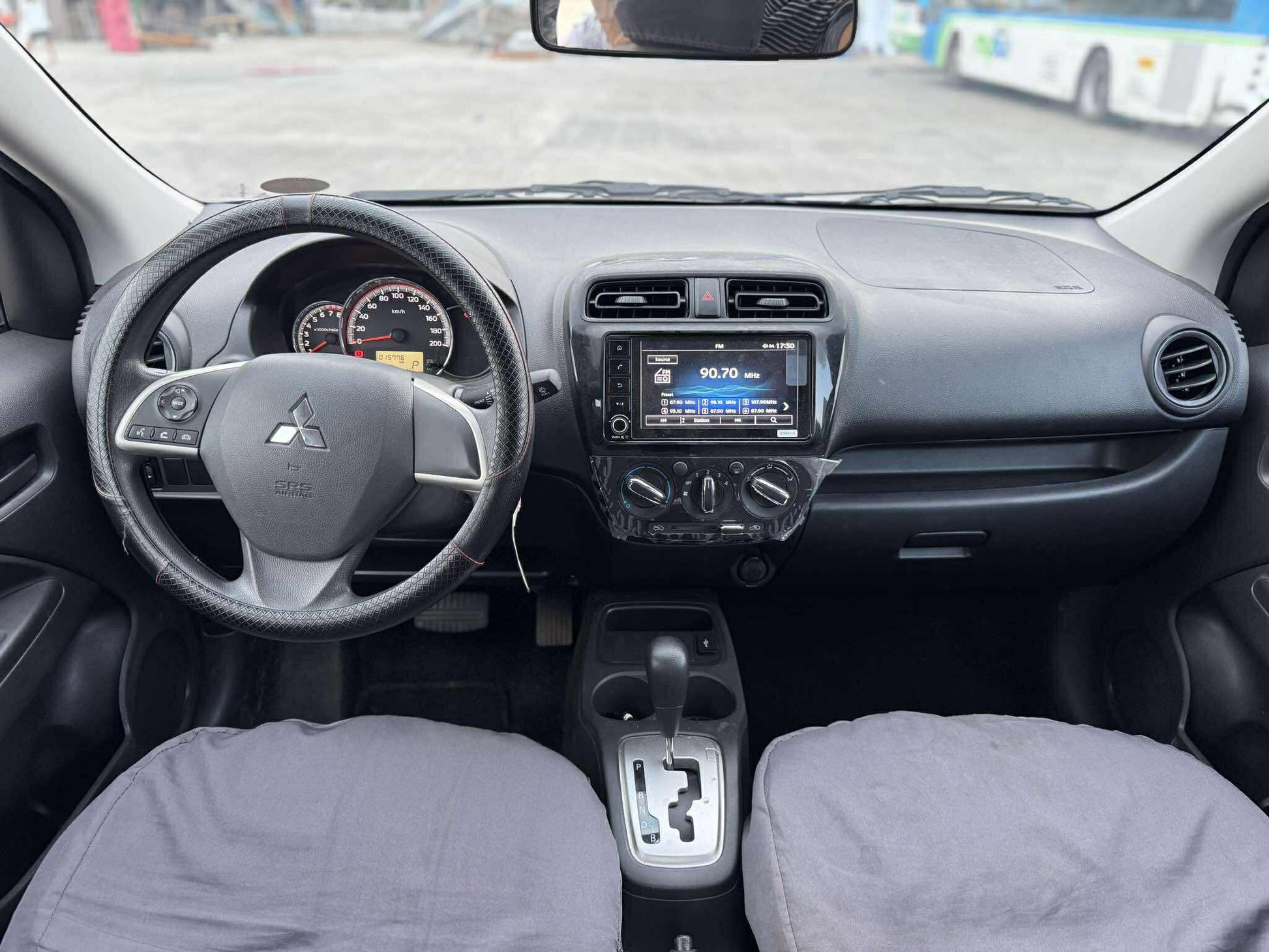 2024 MITSUBISHI MIRAGE G4 GLX 1.2L AUTOMATIC TRANSMISSION (15T KMS ONLY!) Gold Aces Car Display Center