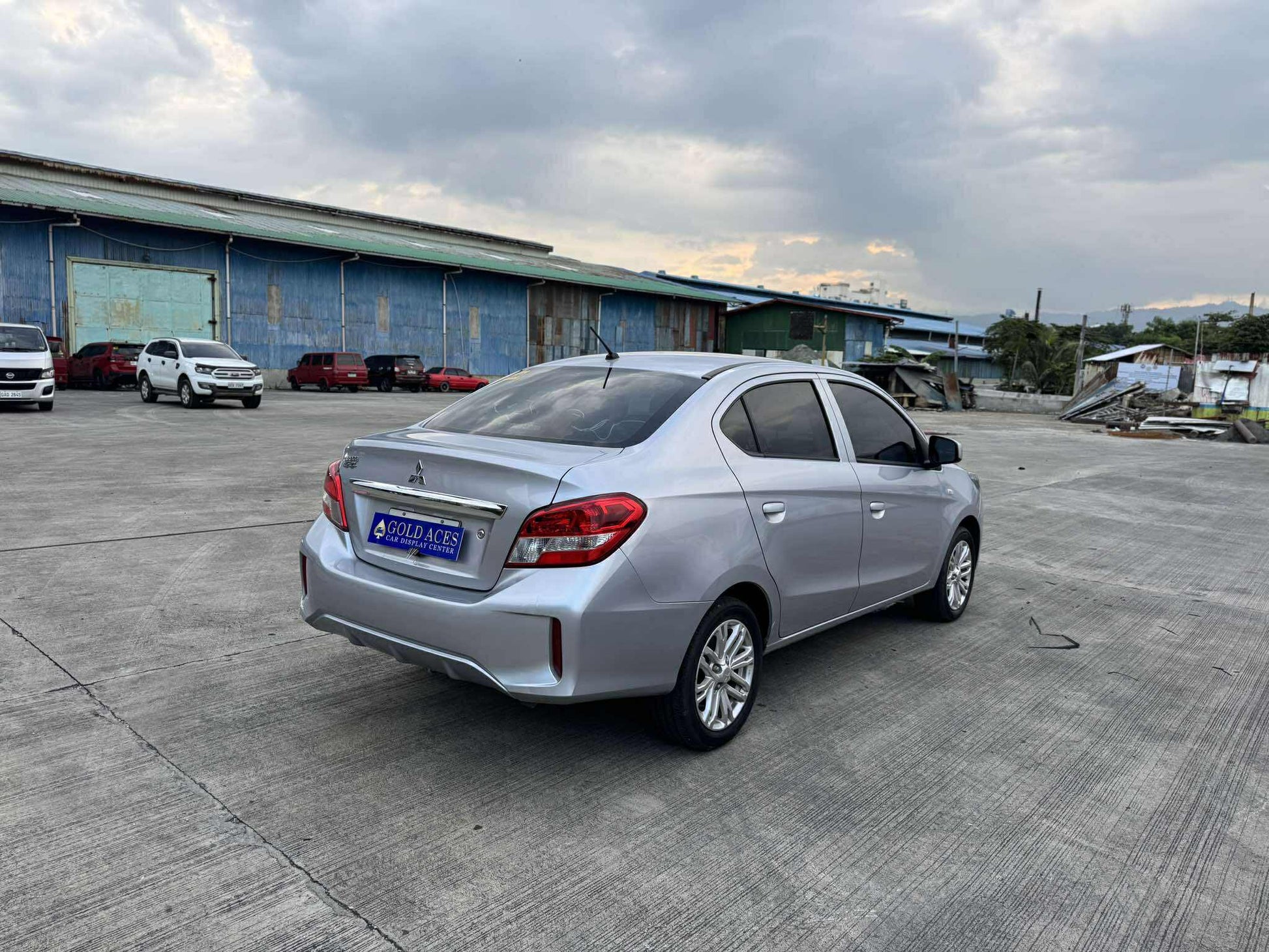 2024 MITSUBISHI MIRAGE G4 GLX 1.2L AUTOMATIC TRANSMISSION (15T KMS ONLY!) Gold Aces Car Display Center