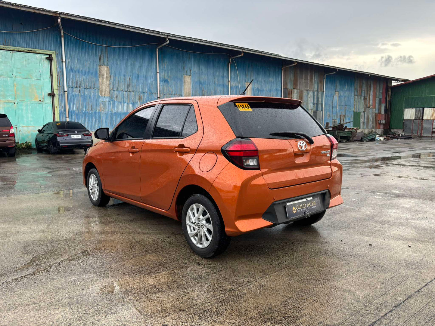 2023 TOYOTA VELOZ 1.5L CVT AUTOMATIC TRANSMISSION (7T KMS ONLY!) Gold Aces Car Display Center