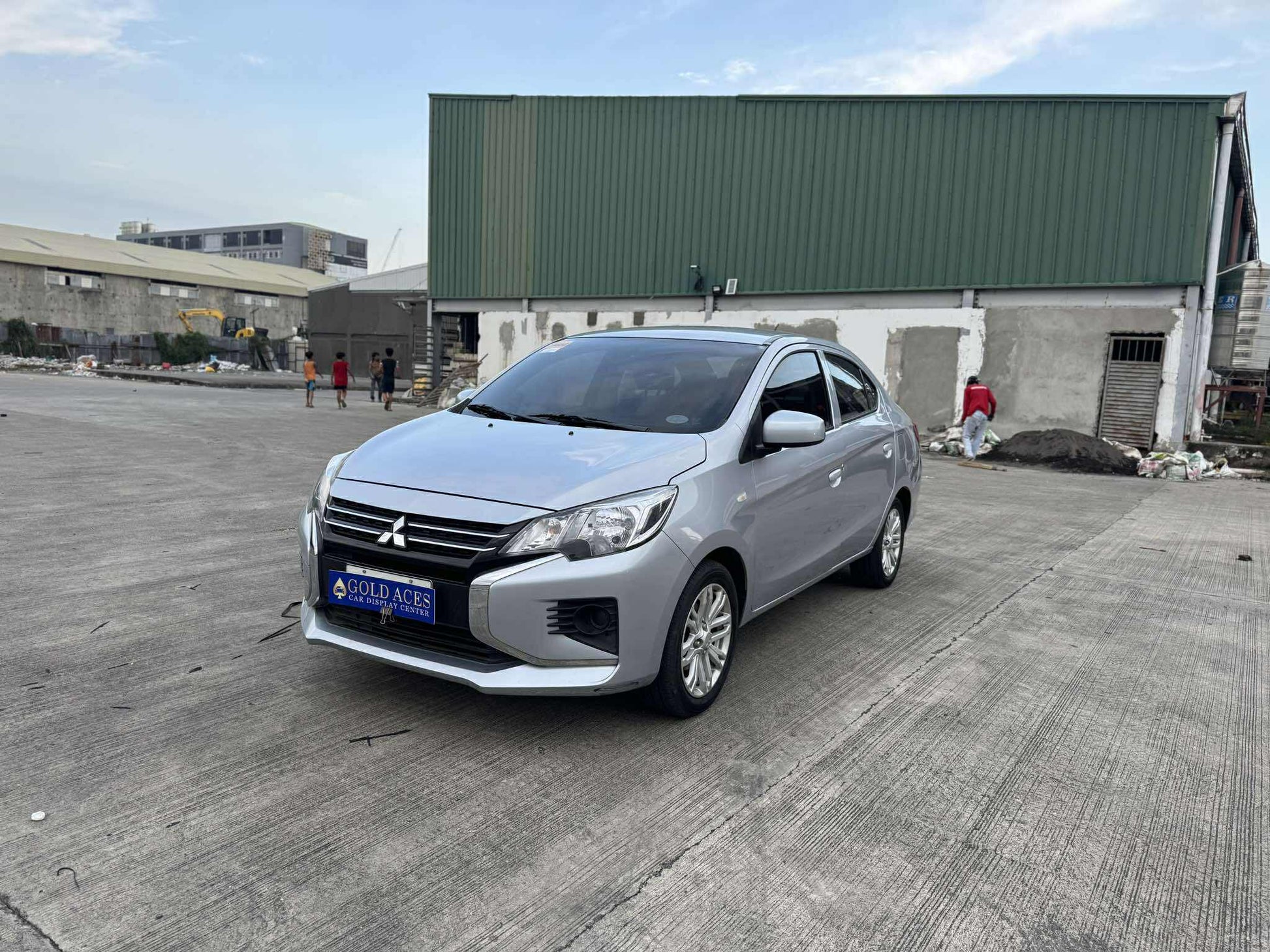 2024 MITSUBISHI MIRAGE G4 GLX 1.2L AUTOMATIC TRANSMISSION (15T KMS ONLY!) Gold Aces Car Display Center