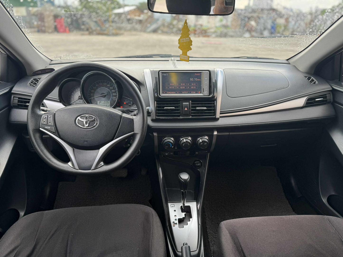 2017 TOYOTA VIOS 1.3 E AUTOMATIC TRANSMISSION Gold Aces Car Display Center
