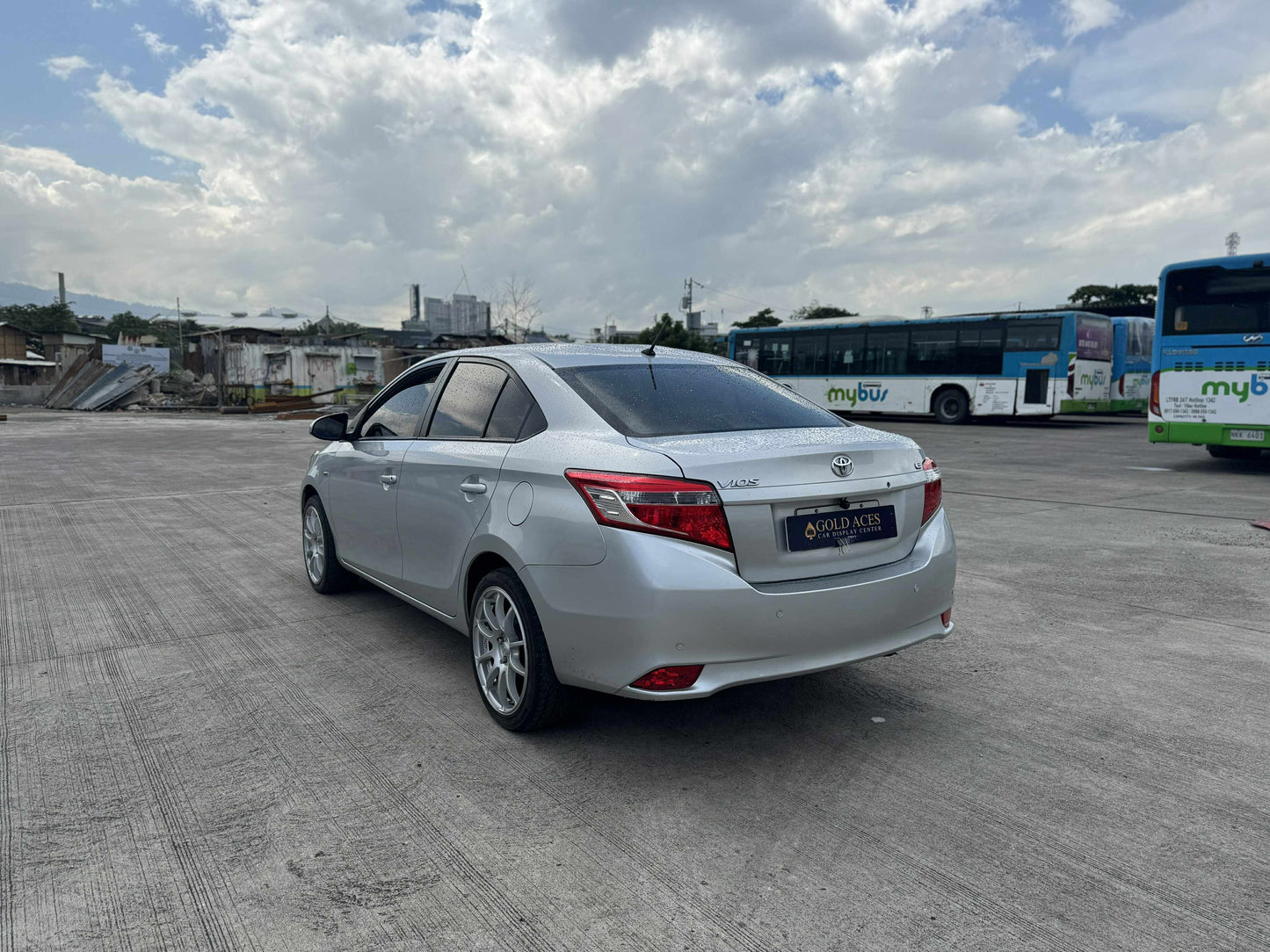 2017 TOYOTA VIOS 1.3 E AUTOMATIC TRANSMISSION Gold Aces Car Display Center