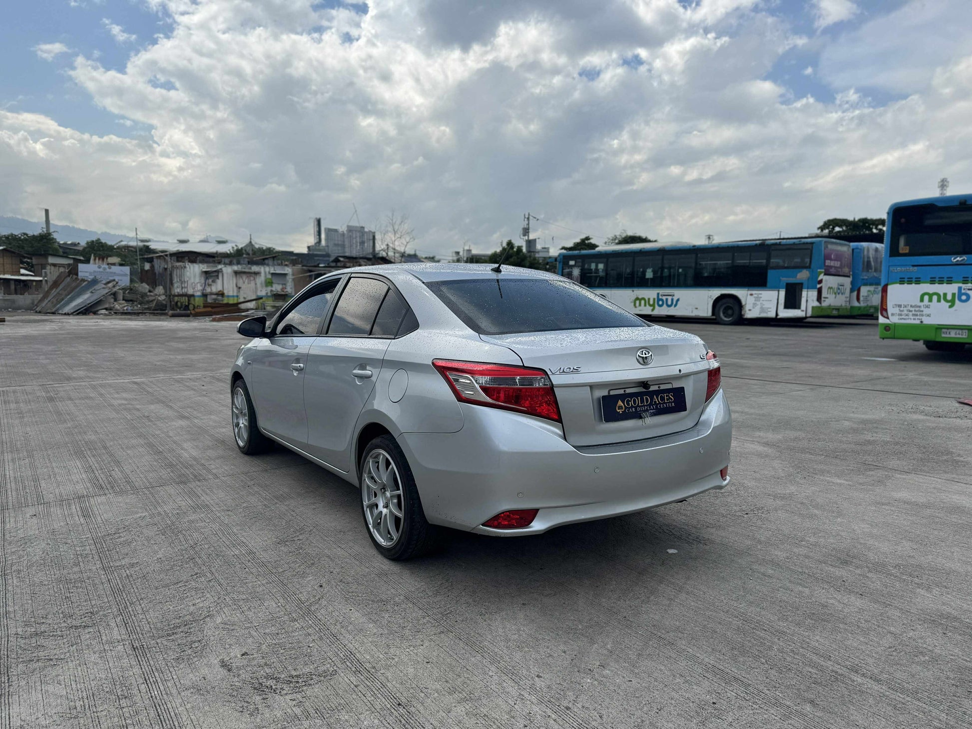 2017 TOYOTA VIOS 1.3 E AUTOMATIC TRANSMISSION Gold Aces Car Display Center