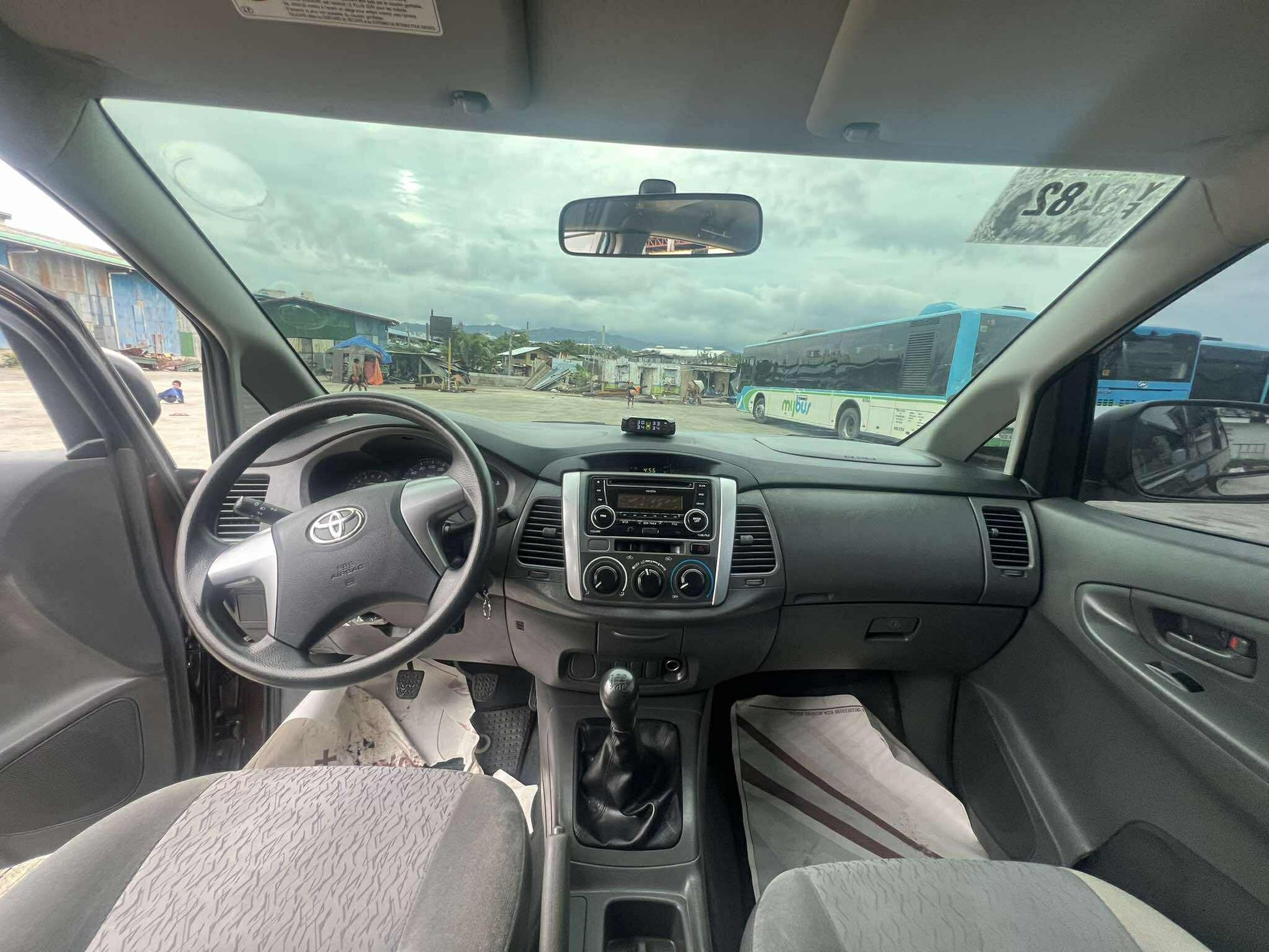 2014 TOYOTA INNOVA 2.0L E MANUAL TRANSMISSION&nbsp; Gold Aces Car Display Center