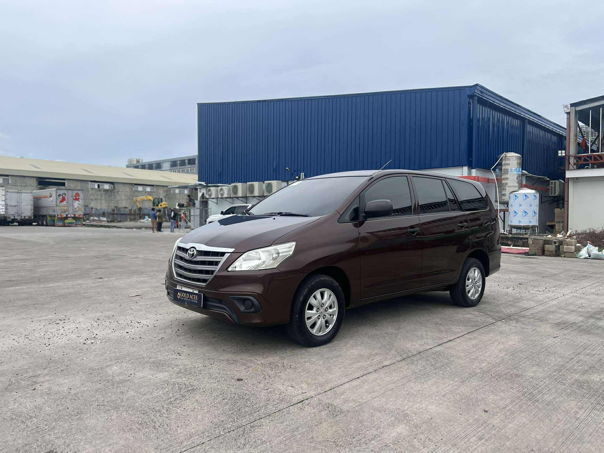 2014 TOYOTA INNOVA 2.0L E MANUAL TRANSMISSION&nbsp; Gold Aces Car Display Center