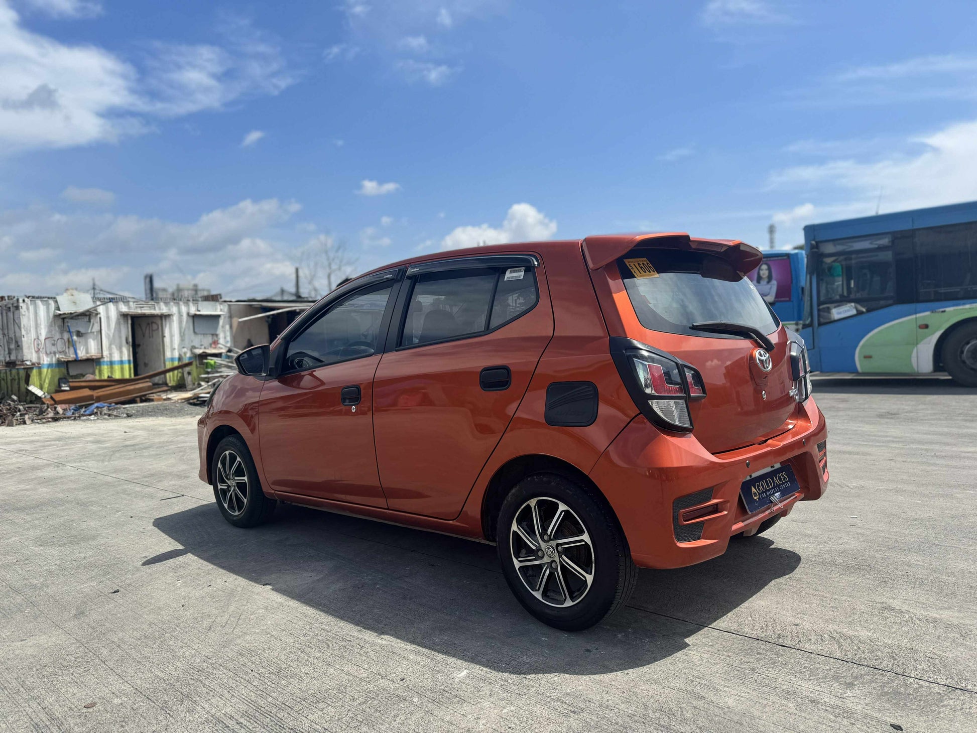 2021 TOYOTA WIGO G 1.0L AUTOMATIC TRANSMISSION (21T KMS ONLY!) Gold Aces Car Display Center