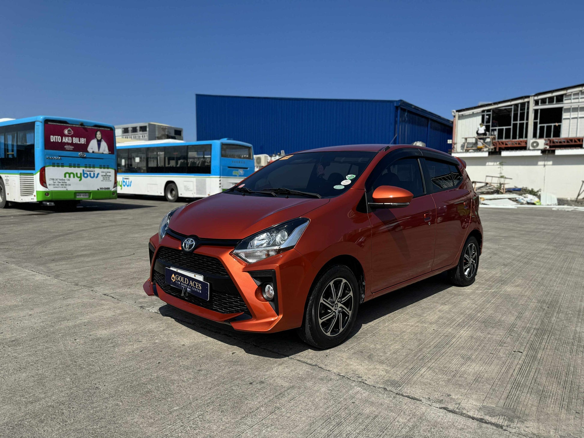 2022 TOYOTA WIGO G 1.0L AUTOMATIC TRANSMISSION (5T KMS ONLY!) Gold Aces Car Display Center