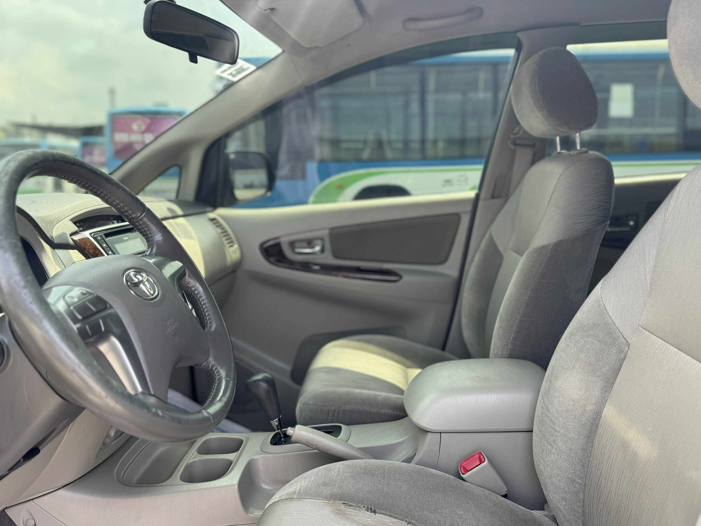 2015 TOYOTA INNOVA 2.5L G AUTOMATIC TRANSMISSION TOYOTA