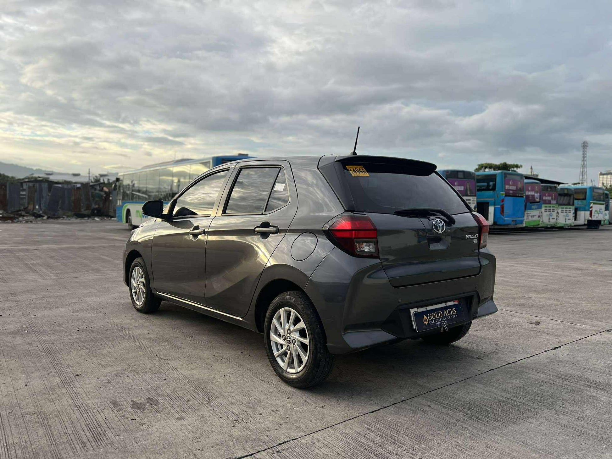 2025 TOYOTA WIGO G 1.0L AUTOMATIC TRANSMISSION (6T KMS ONLY!) Gold Aces Car Display Center