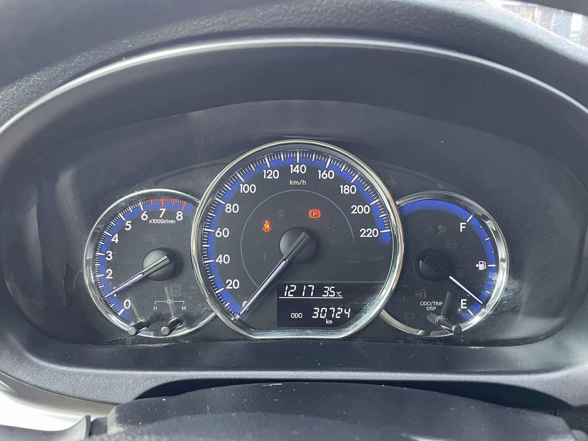 2022 TOYOTA VIOS 1.3L E MANUAL TRANSMISSION Gold Aces Car Display Center